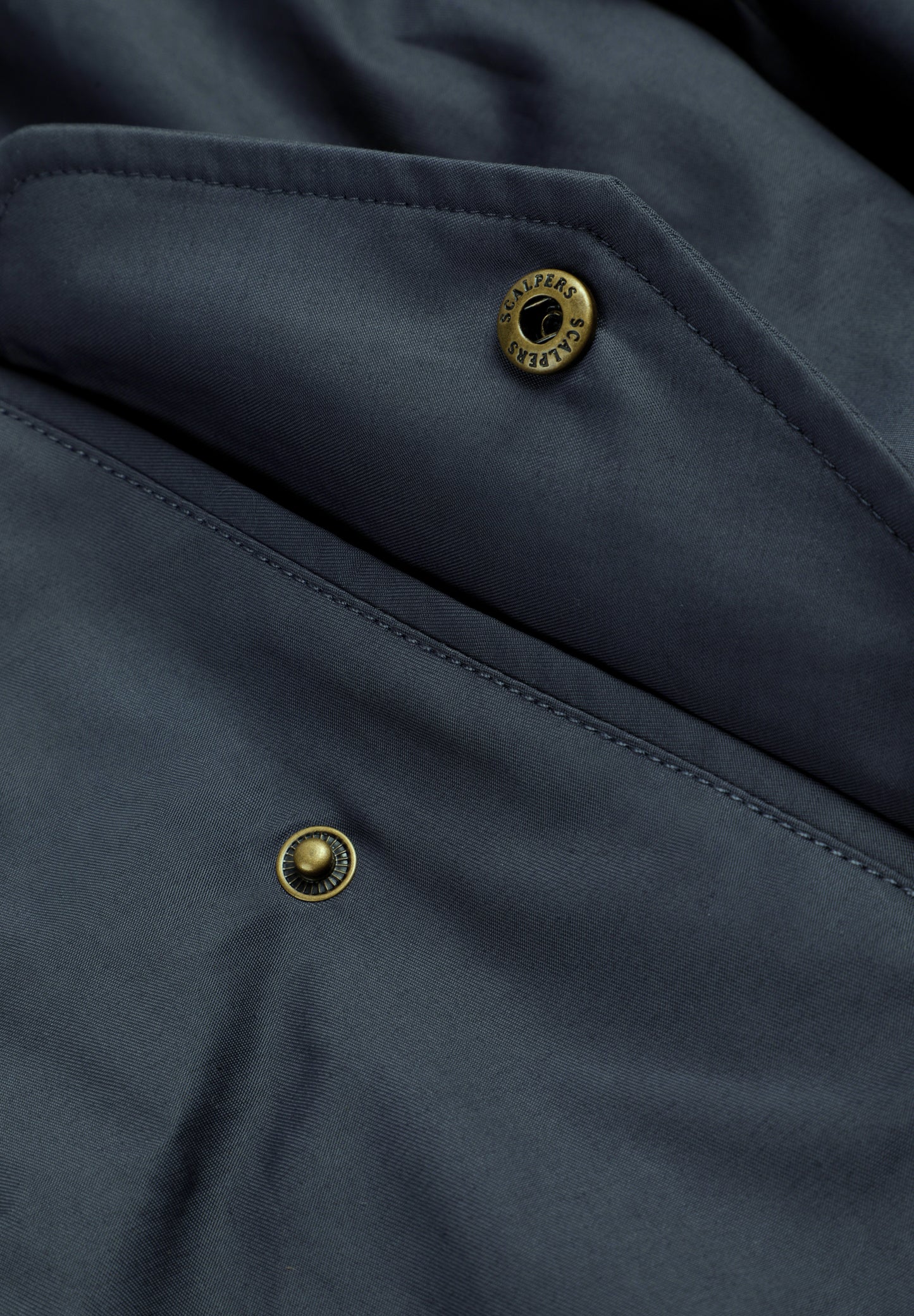 CHAQUETA BOMBER CUELLO ALTO