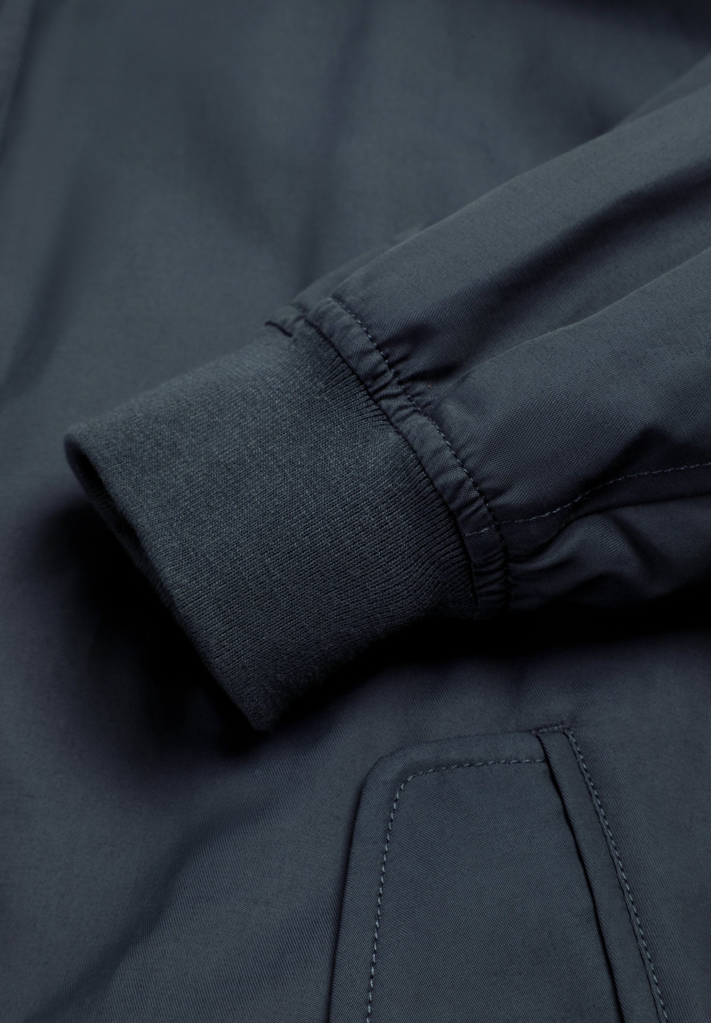 CHAQUETA BOMBER CUELLO ALTO