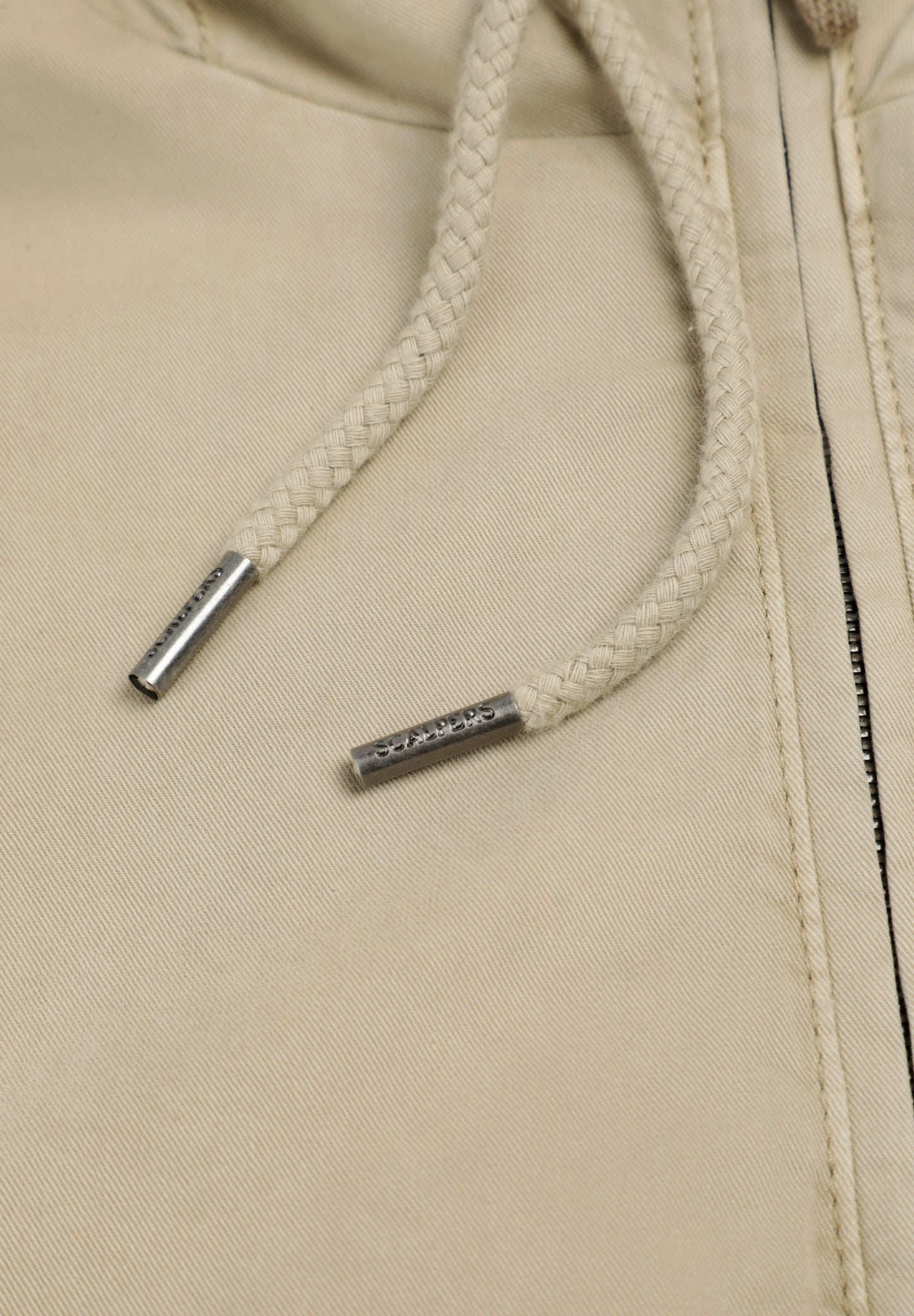 CHAQUETA CAPUCHA CALAVERA TONO