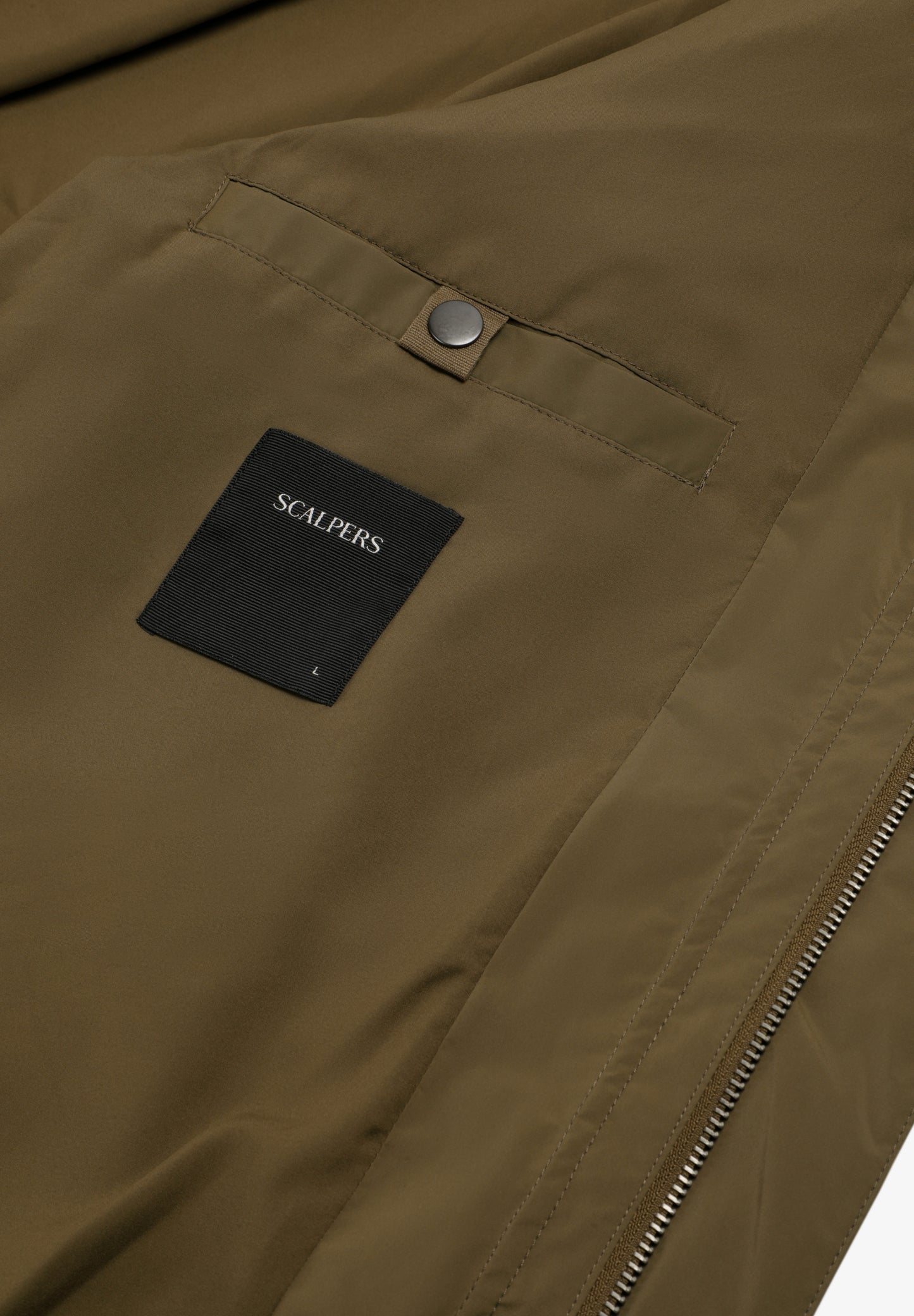 CHAQUETA TÉCNICA CON CREMALLERA