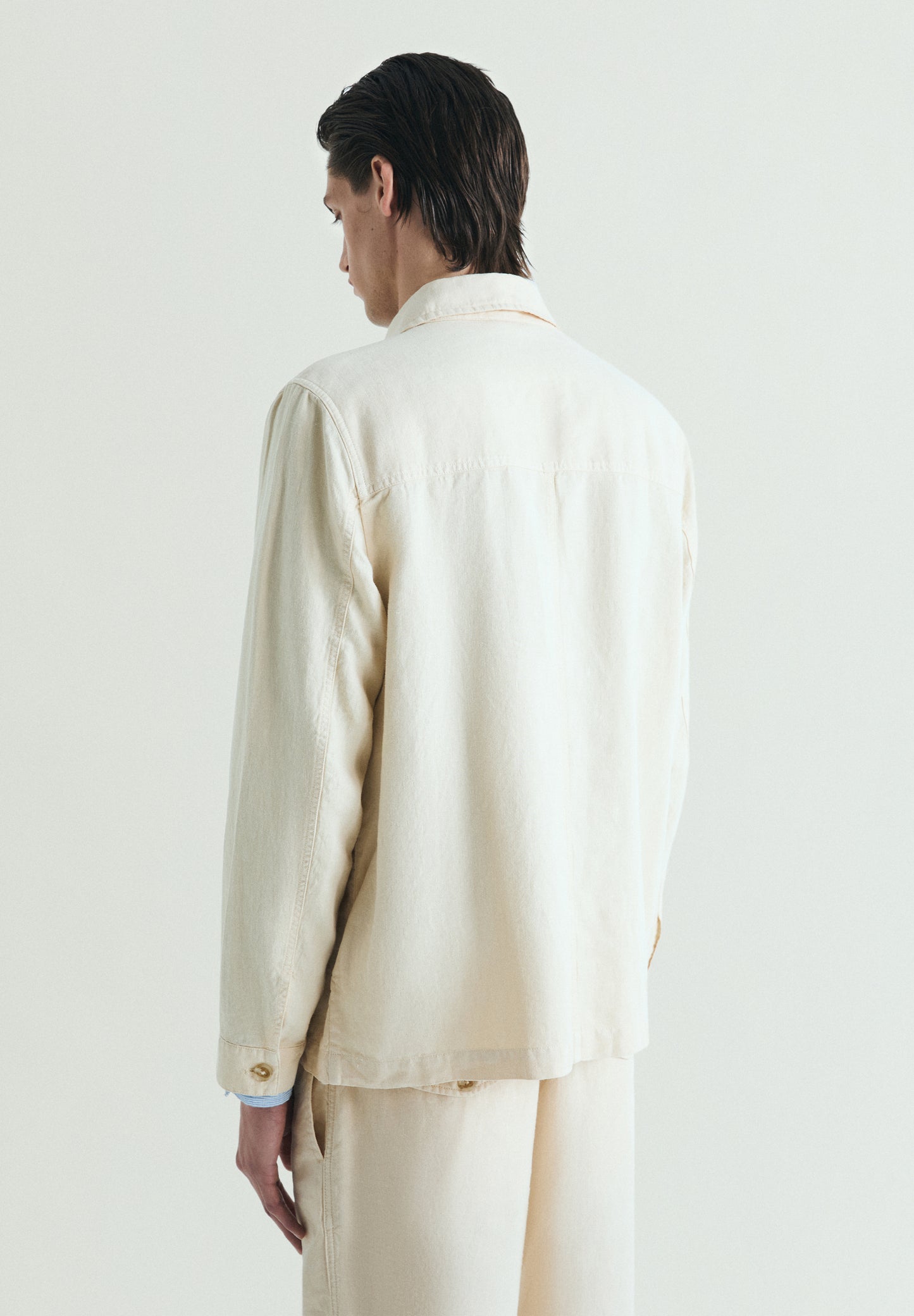 SOBRECAMISA LINO BOLSILLOS