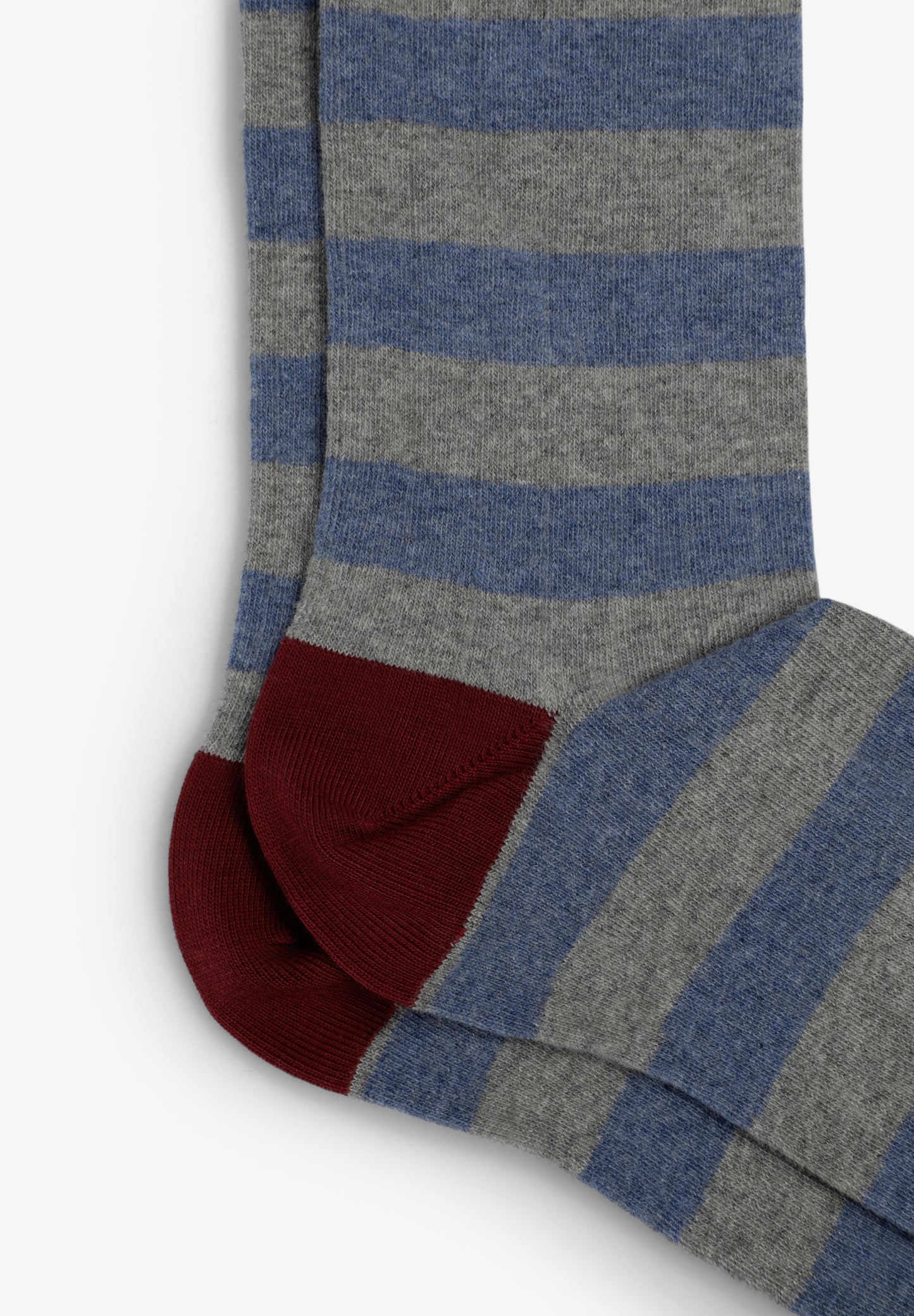 SCSTRIPES LONG SOCKS