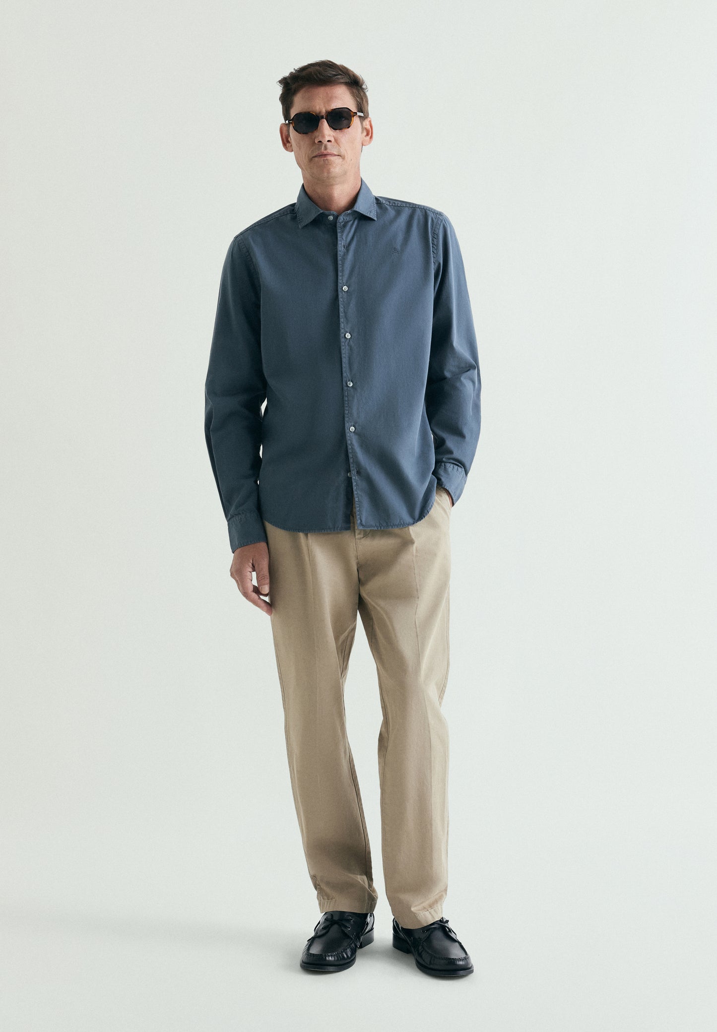 CAMISA REGULAR FIT BORDADA