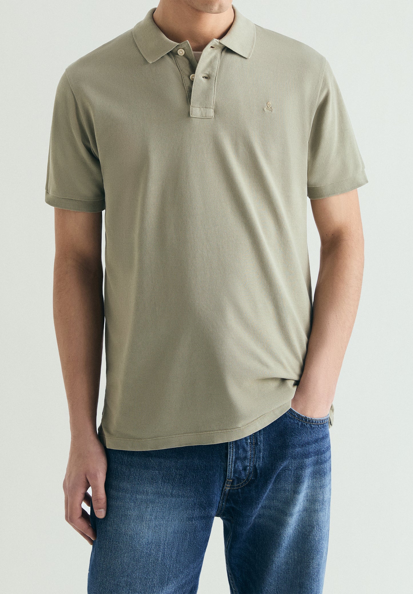 POLO DE PIQUÉ BORDADO
