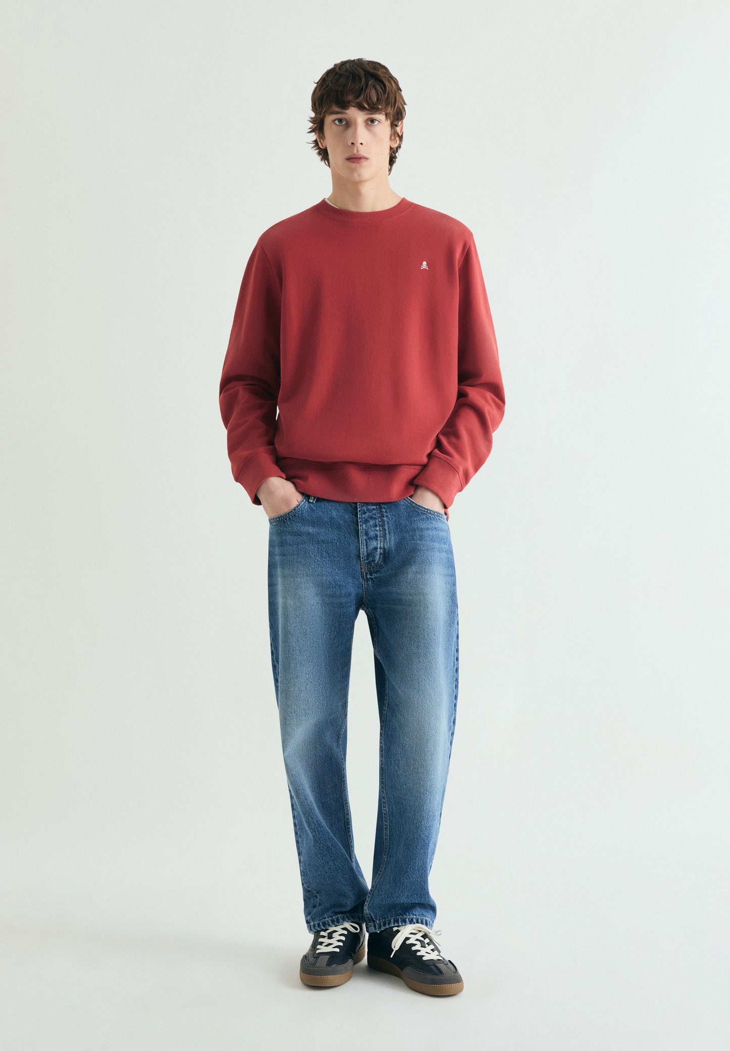 SUDADERA BORDADA CONTRASTE