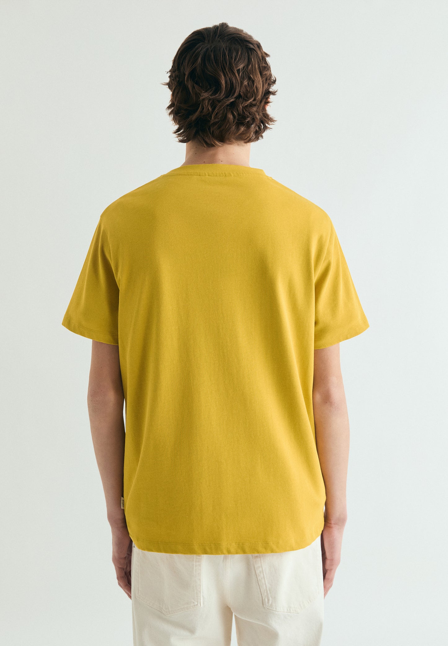 CAMISETA BORDADA MEDIUM WEIGHT