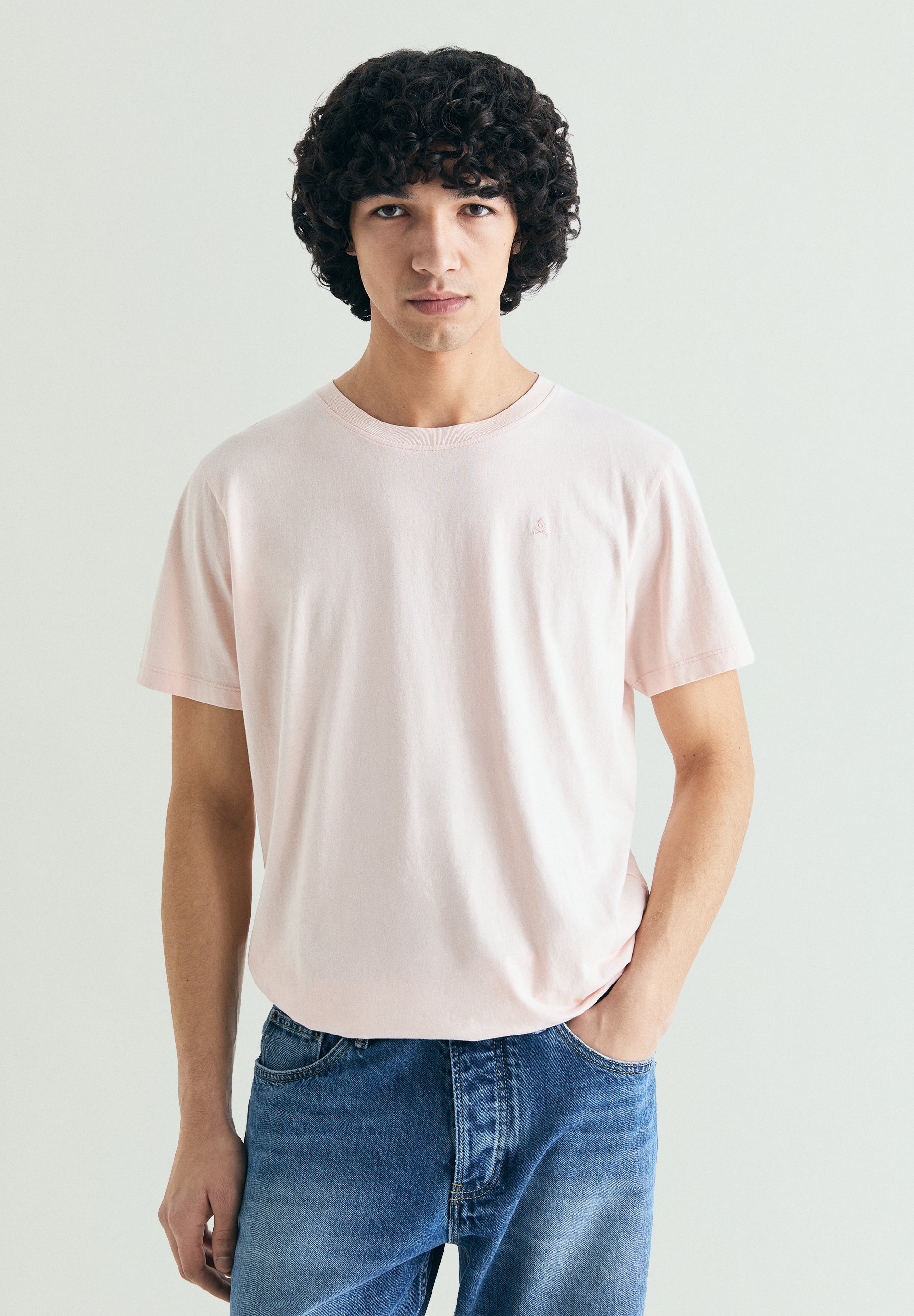 CAMISETA BORDADA REGULAR FIT