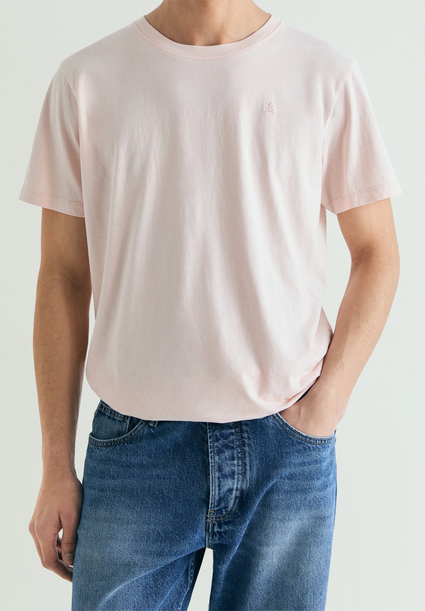 CAMISETA BORDADA REGULAR FIT