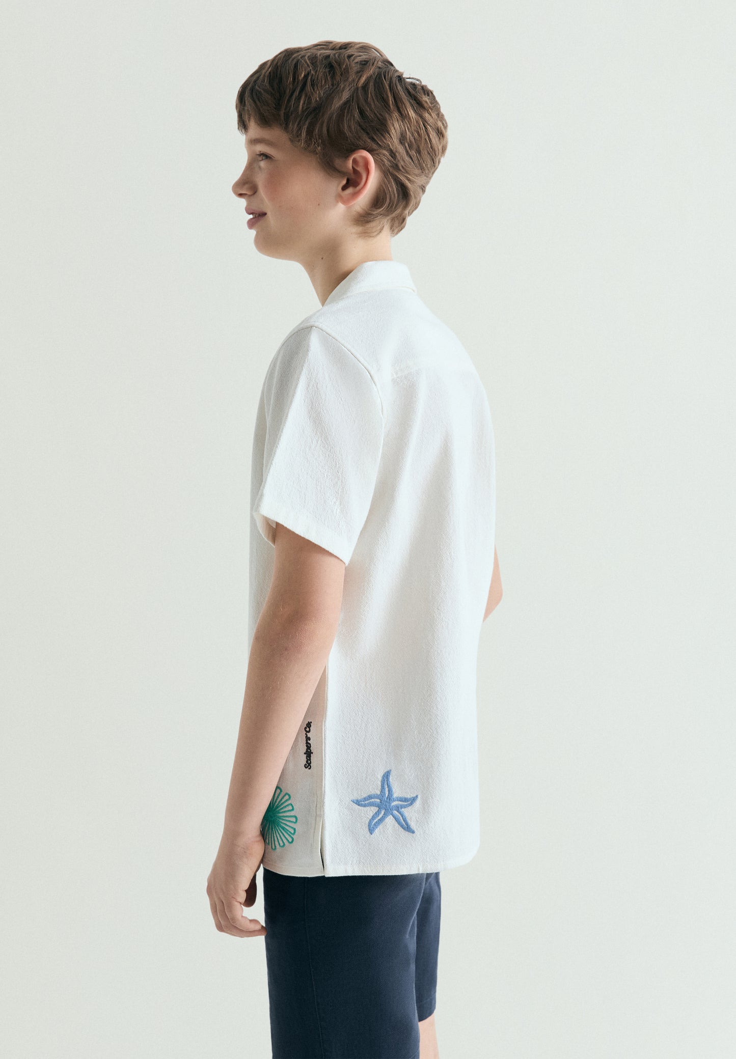 CAMISA MANGA CORTA BORDADOS