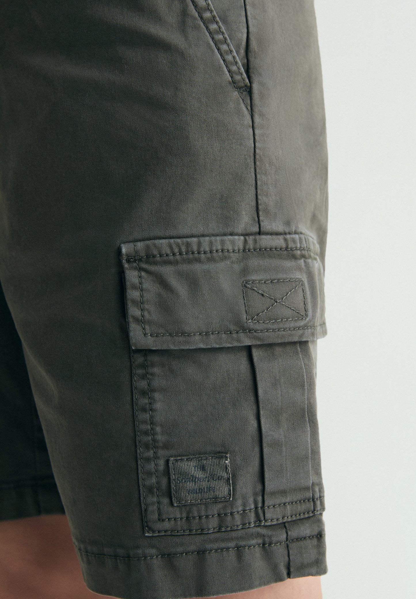 BERMUDAS CARGO RELAXED FIT