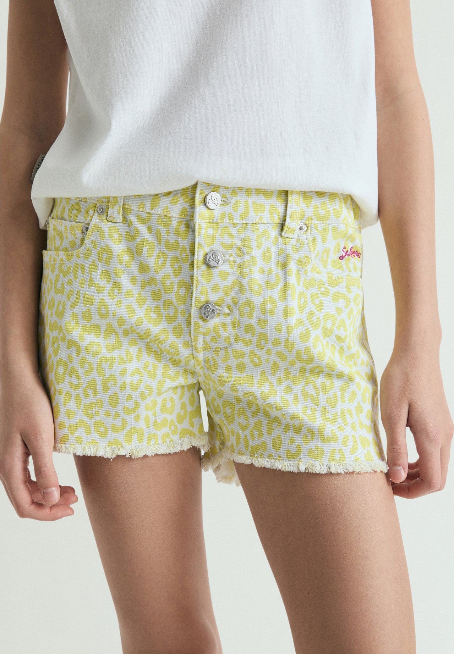 SHORTS ANIMAL PRINT BOTONES