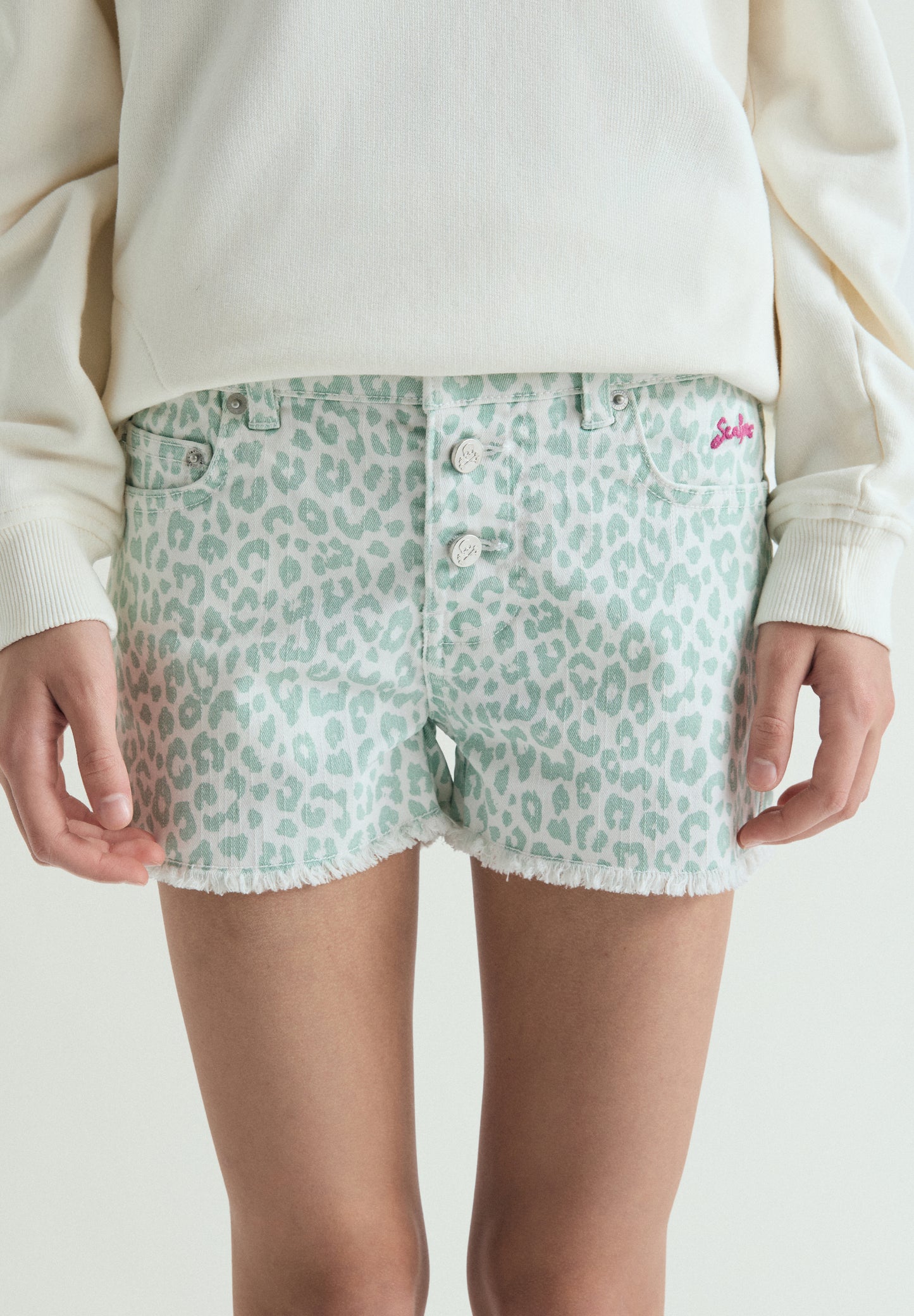 SHORTS ANIMAL PRINT BOTONES