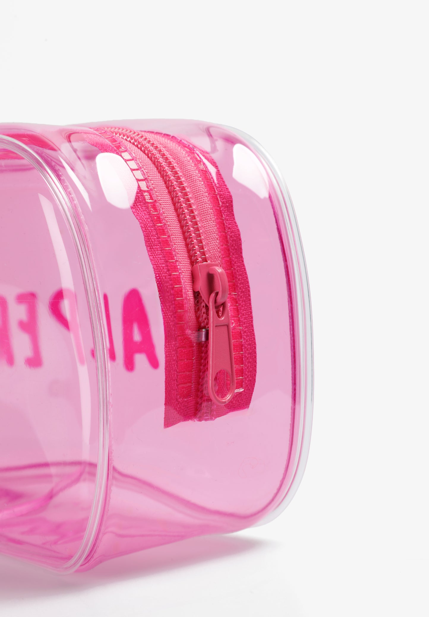 NECESER CON SET DE VIAJE