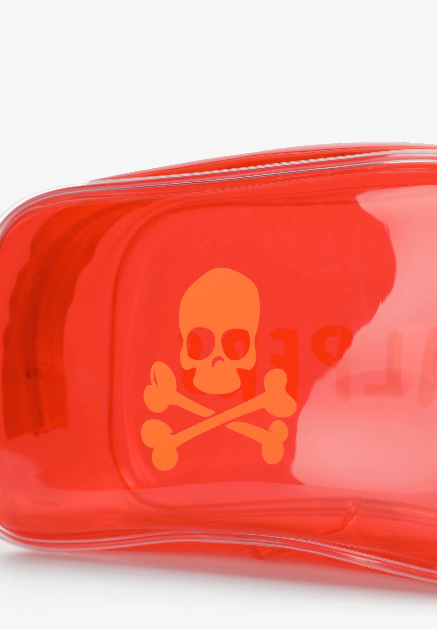 NECESER CON SET DE VIAJE