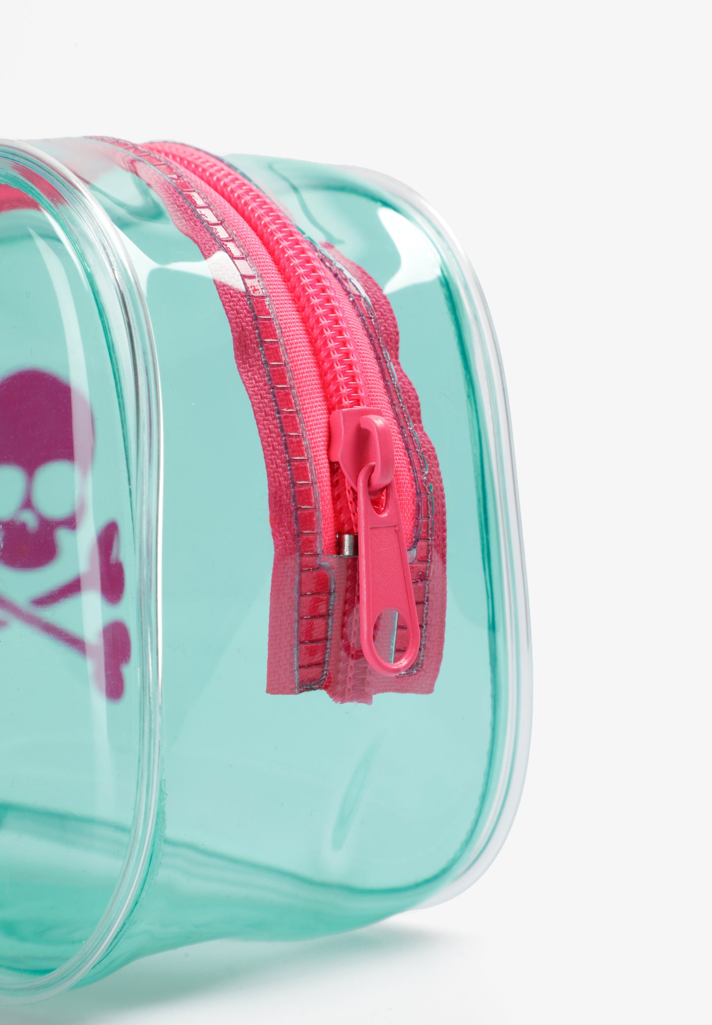 NECESER CON SET DE VIAJE