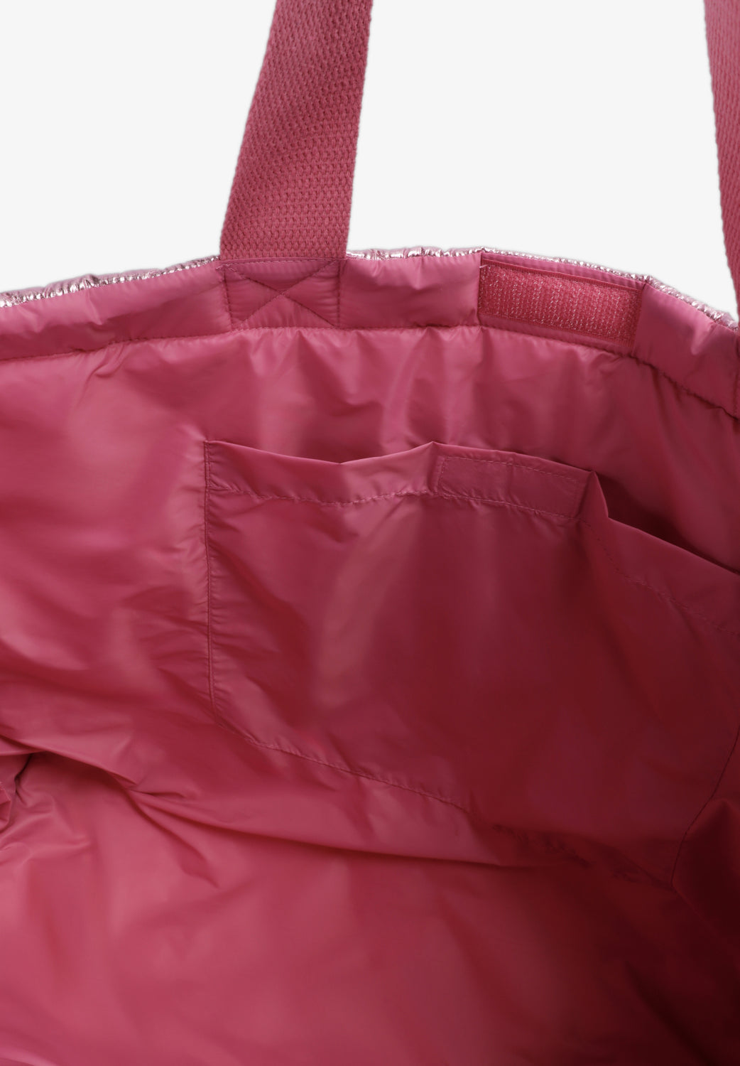 BOLSO ACOLCHADO ACABADO METALIZADO - Scalpers