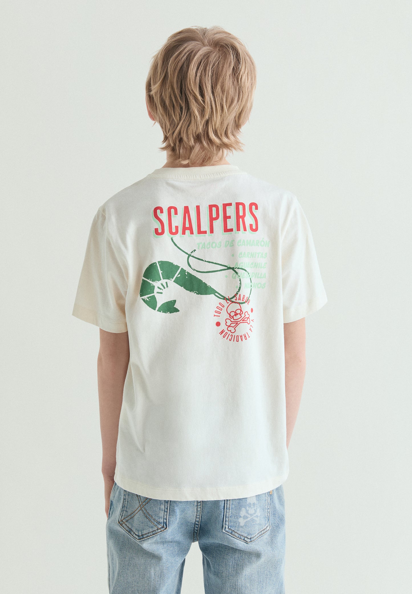CAMISETA ESTAMPADO CONTRASTE
