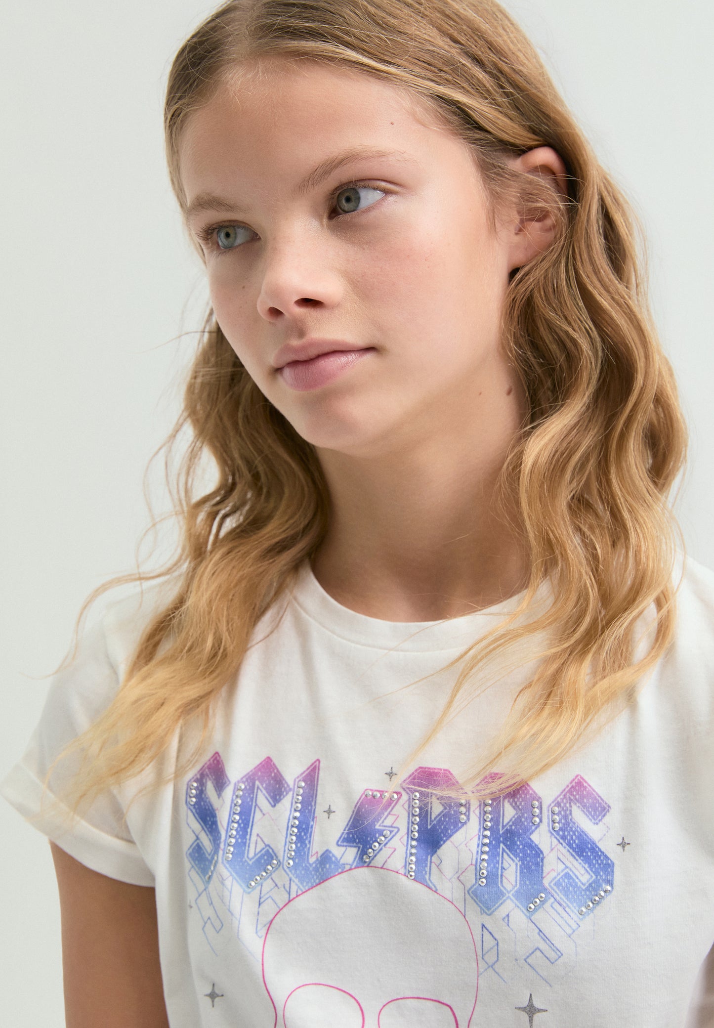 CAMISETA ESTAMPADA STRASS