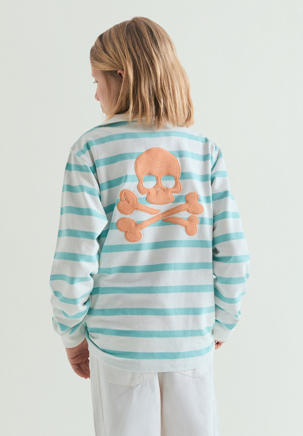 SUDADERA CUELLO ALTO RAYAS - Scalpers