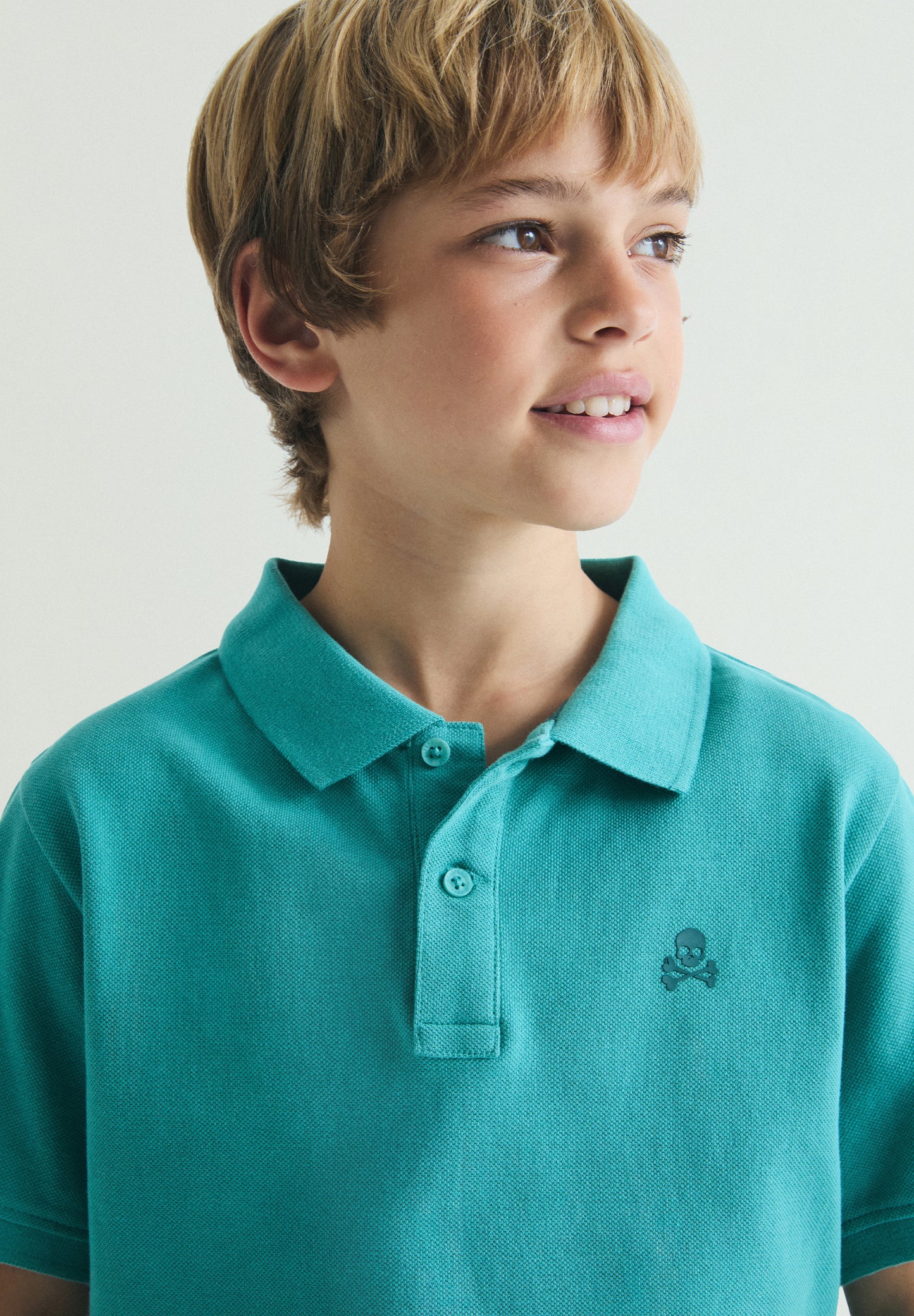 POLO BÁSICO CALAVERA