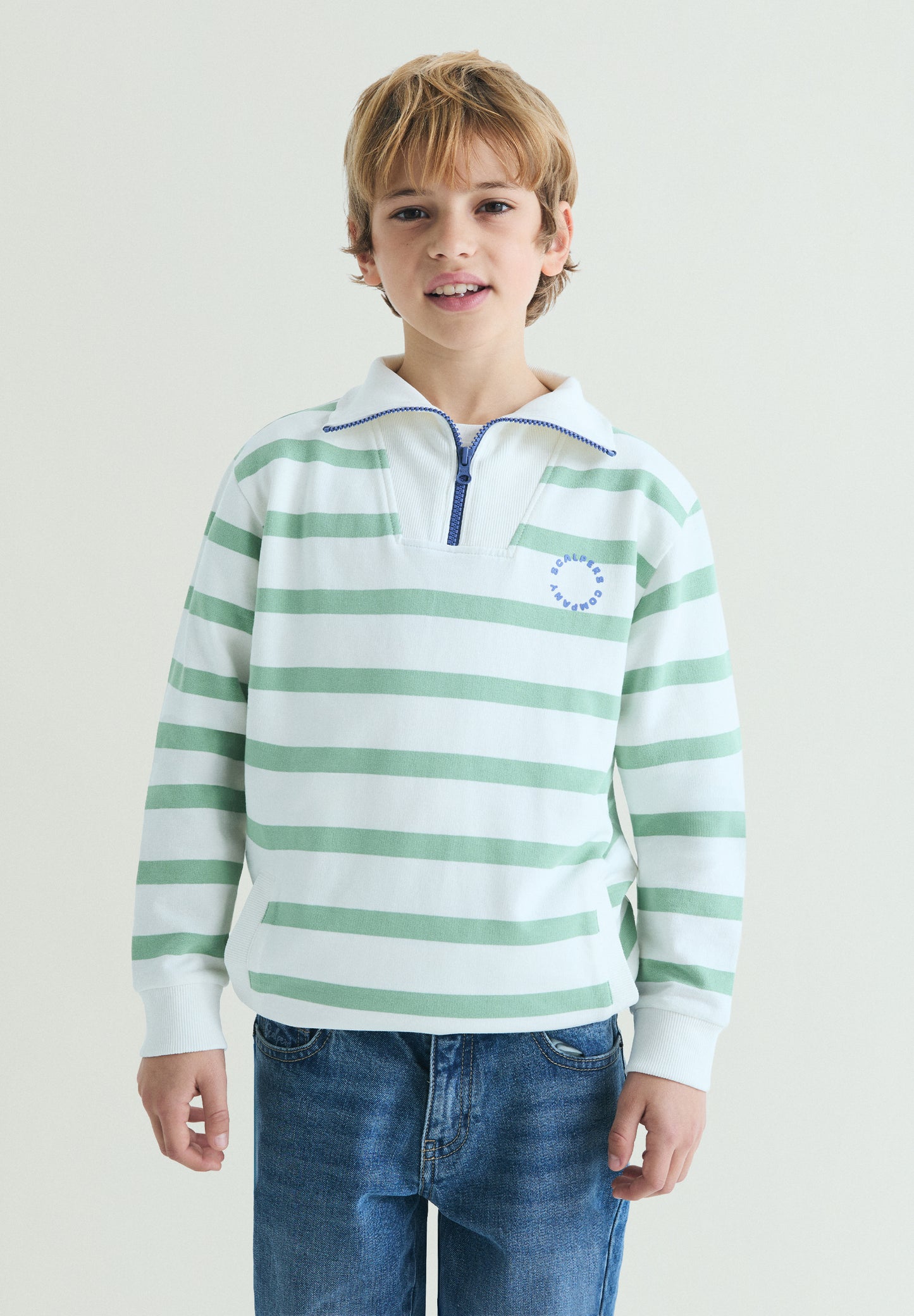 SUDADERA DE RAYAS CON CUELLO POLO