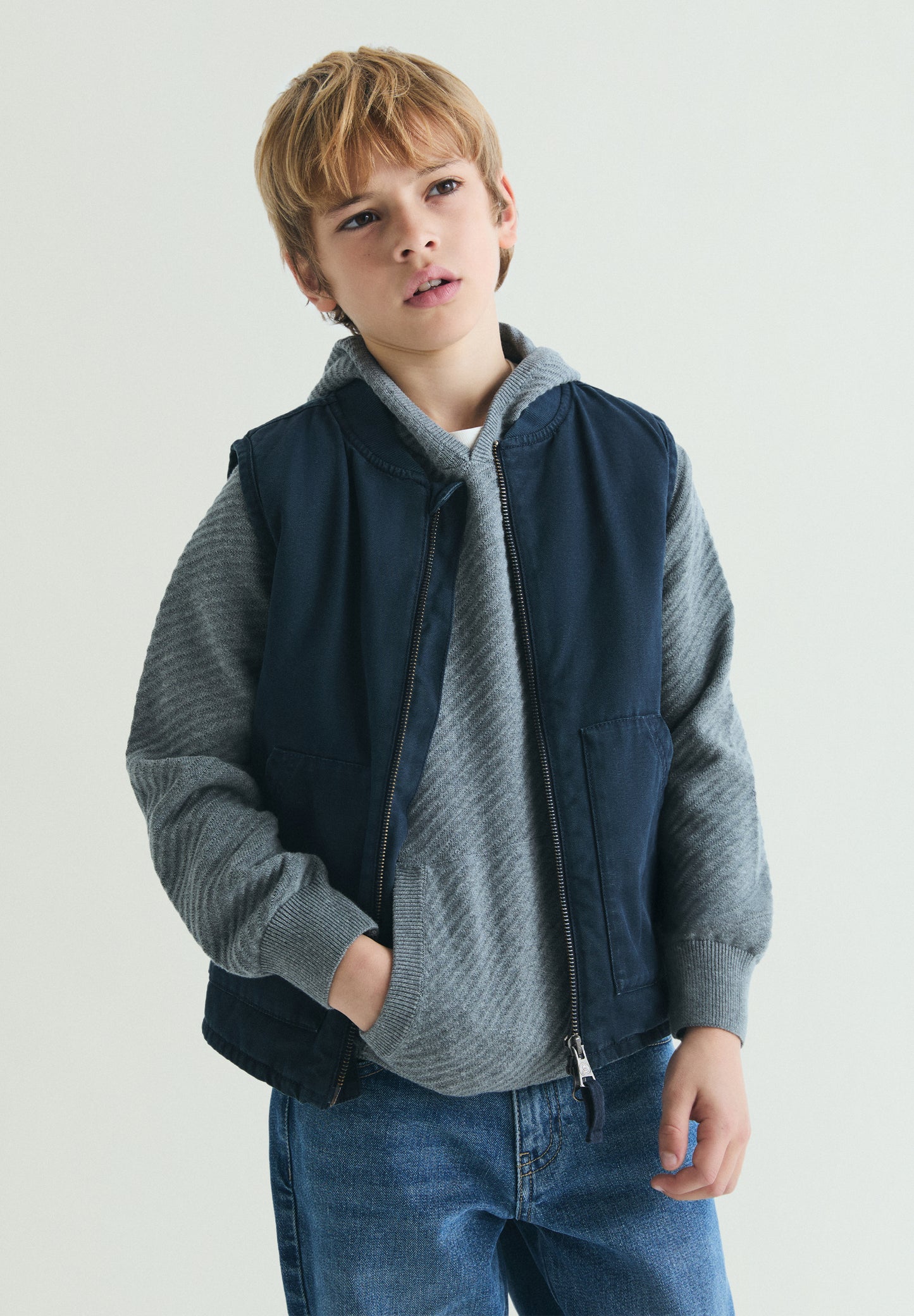 SUDADERA BÁSICA CALAVERA