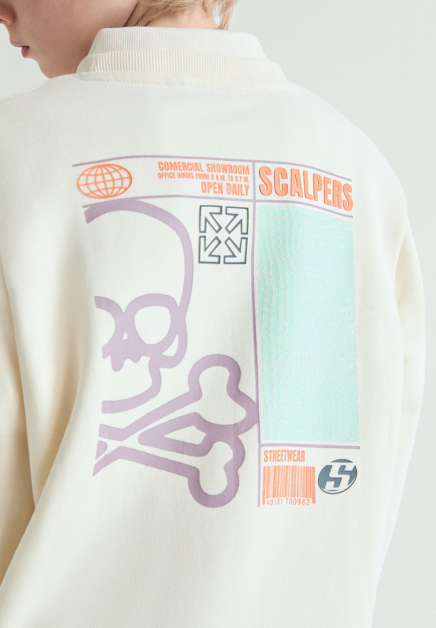 SUDADERA ESTAMPADA CALAVERA