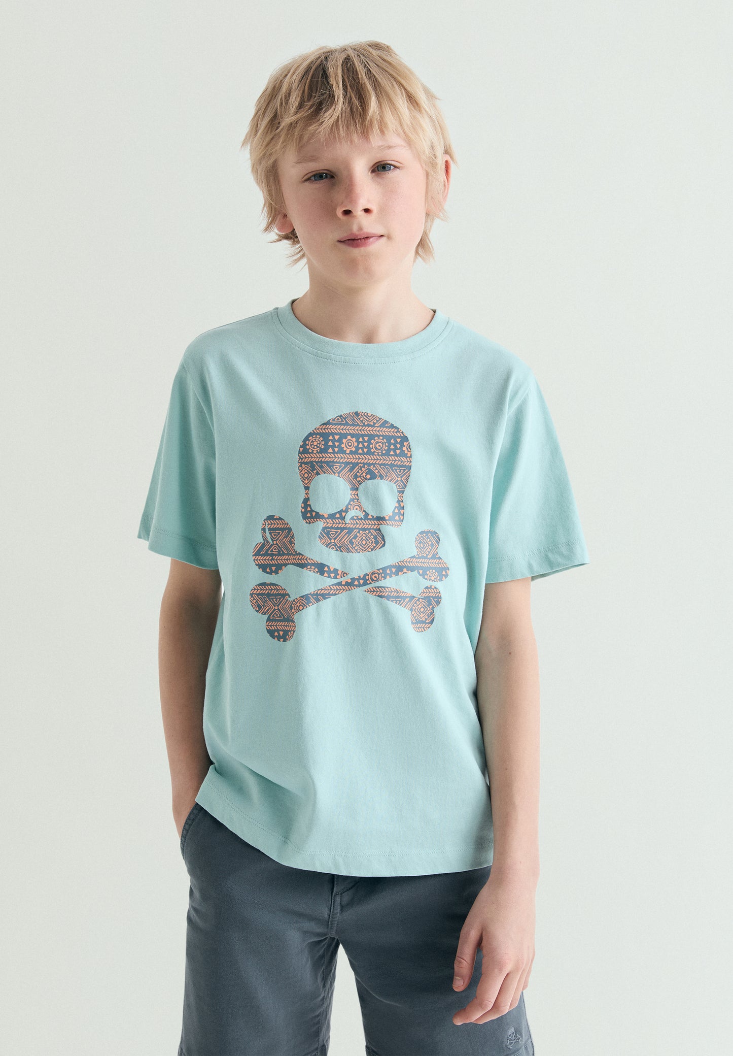 CAMISETA CALAVERA ESTAMPADA