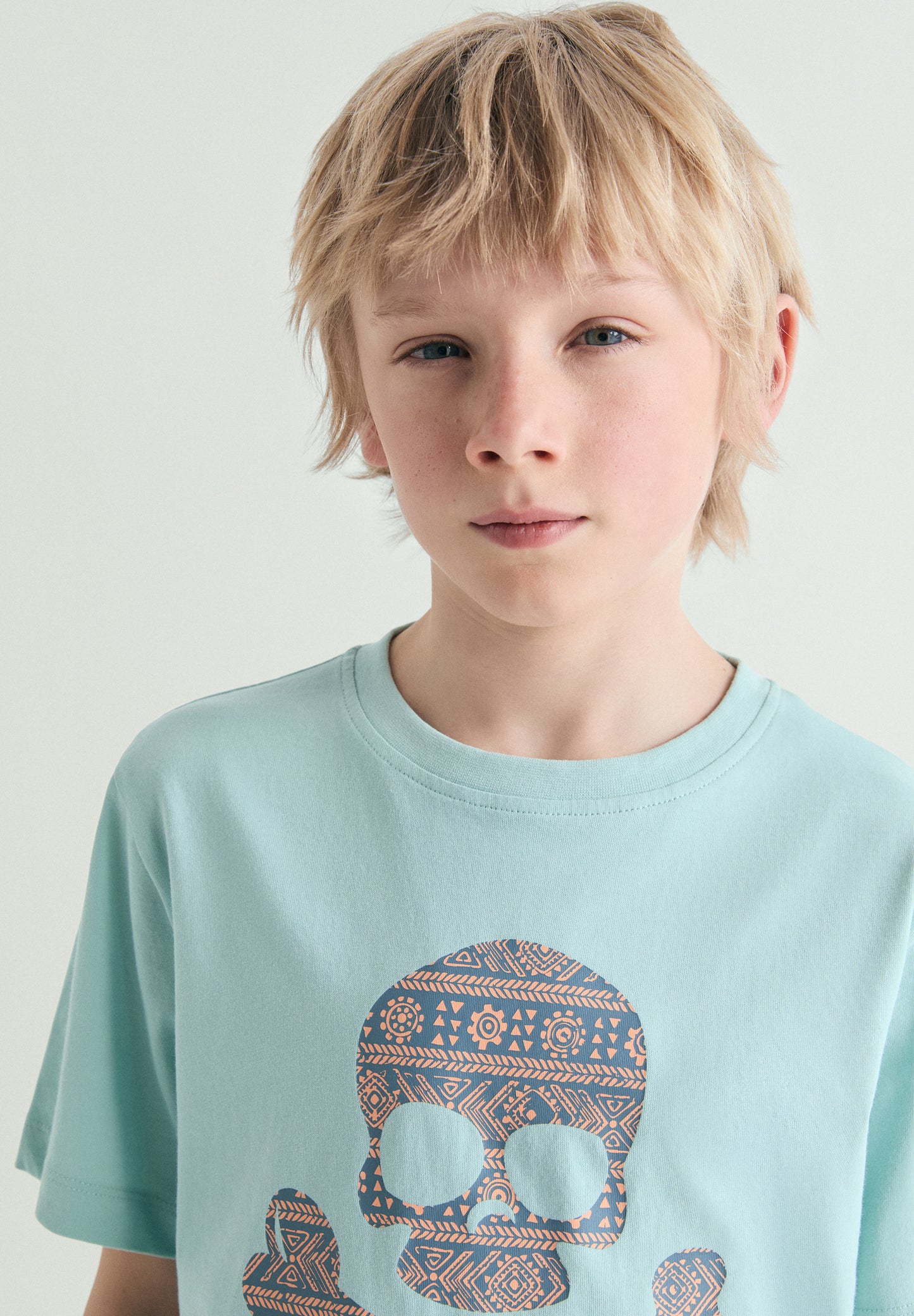 CAMISETA CALAVERA ESTAMPADA