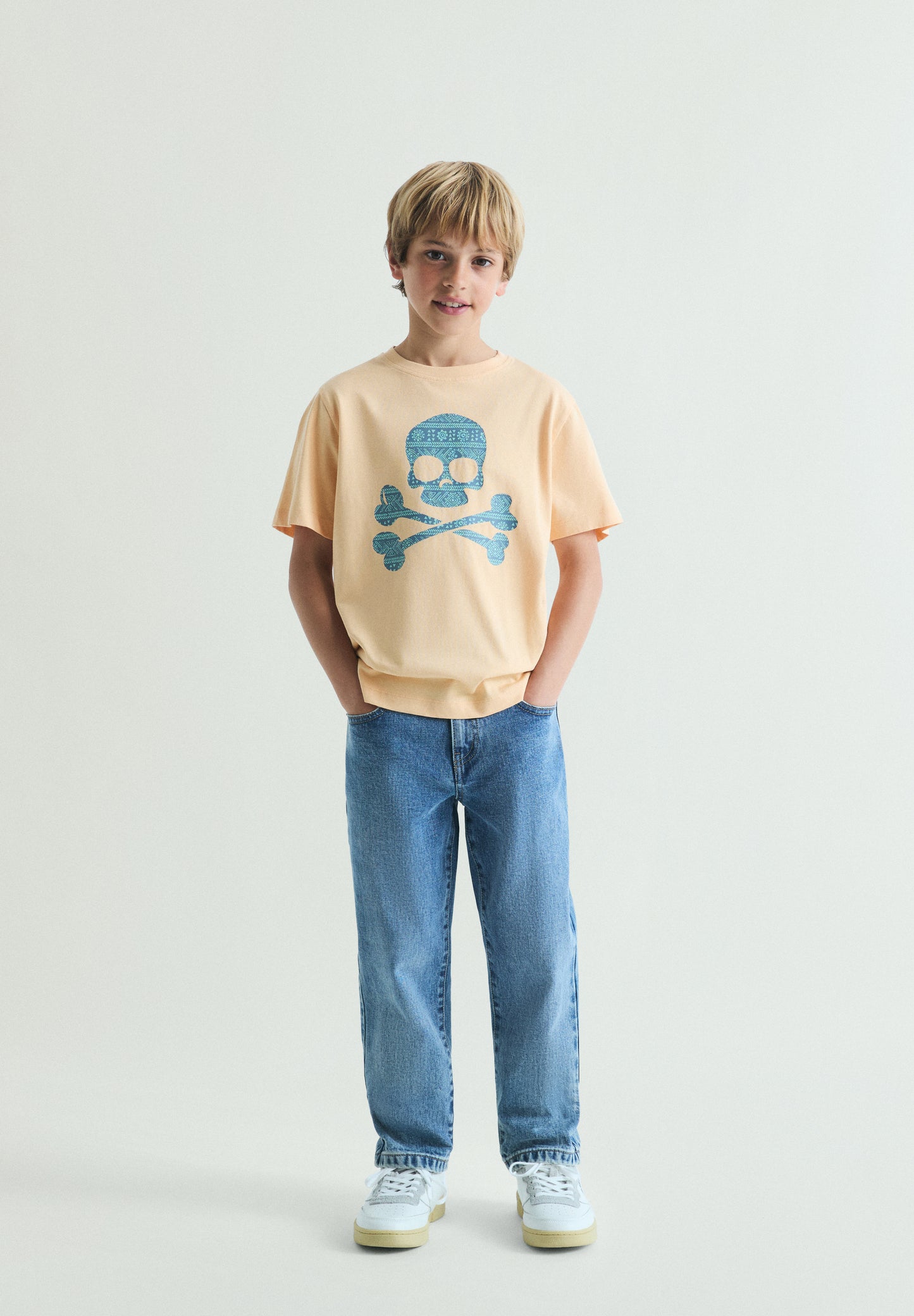 CAMISETA CALAVERA ESTAMPADA