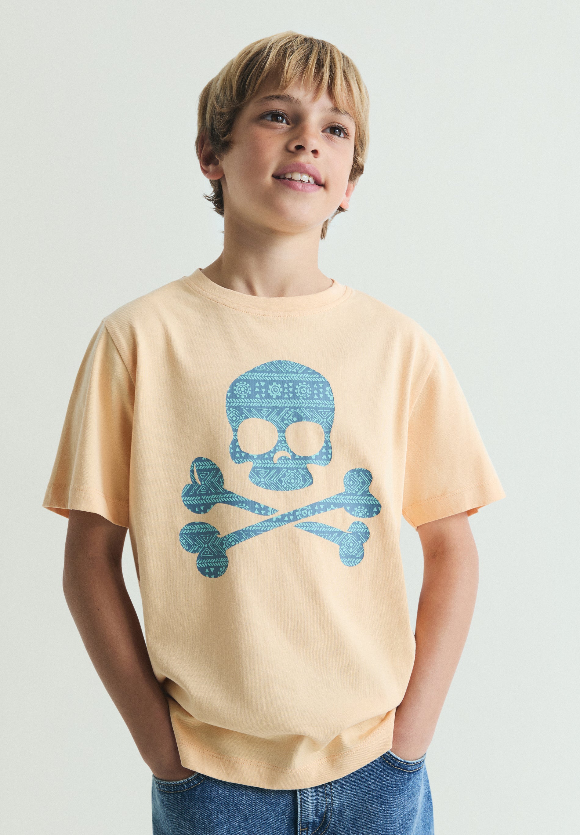CAMISETA CALAVERA ESTAMPADA