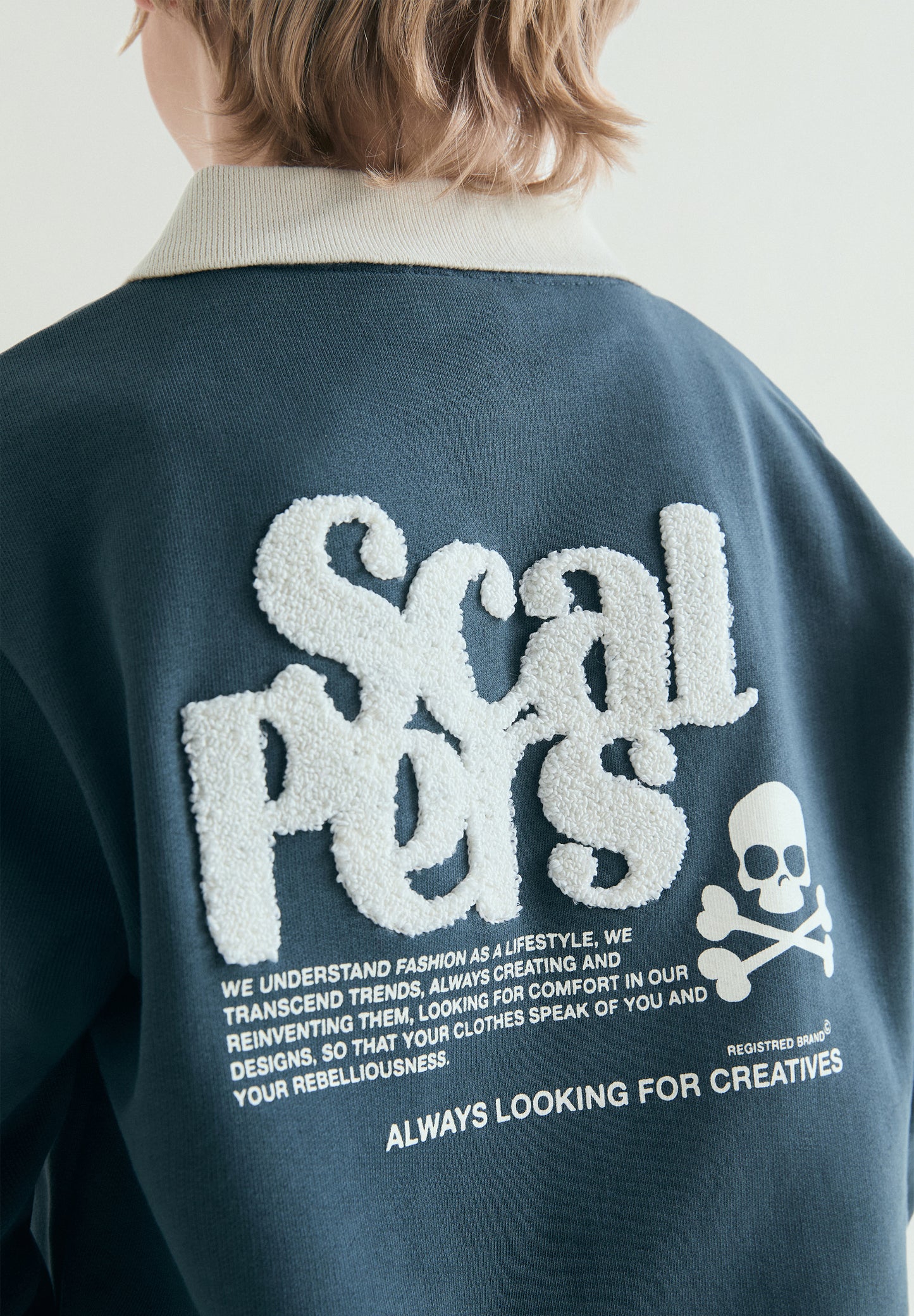 SUDADERA ESTILO POLO