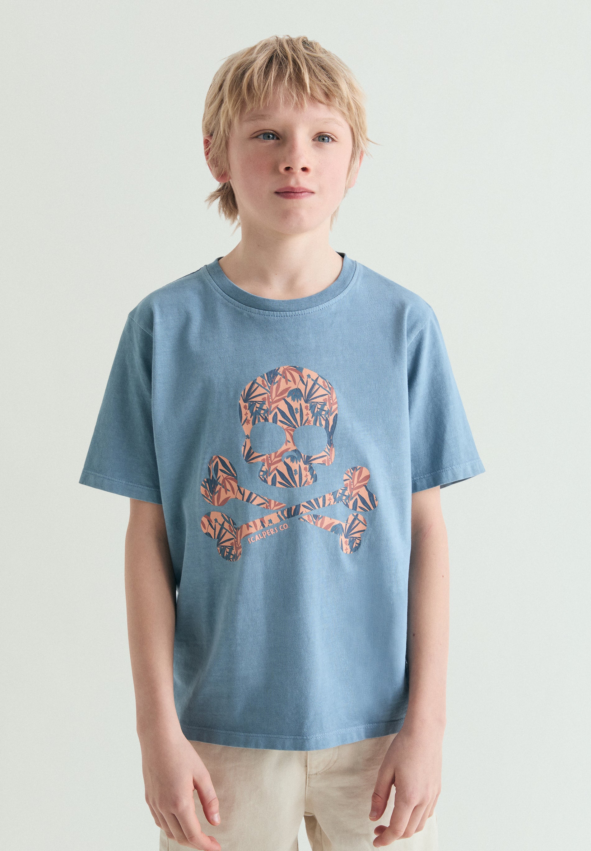 CAMISETA CALAVERA ESTAMPADO TROPICAL