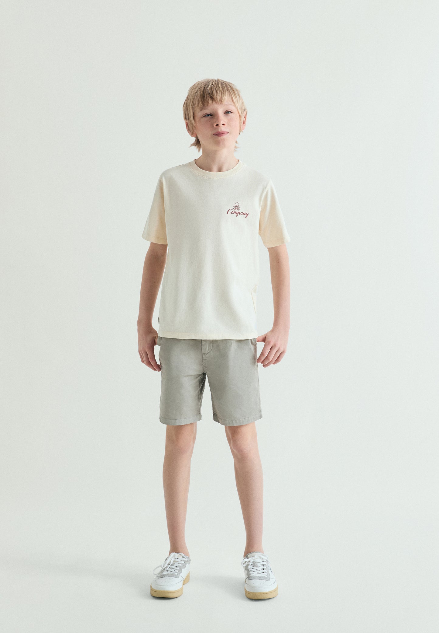 CAMISETA ESTAMPADO TRASERO