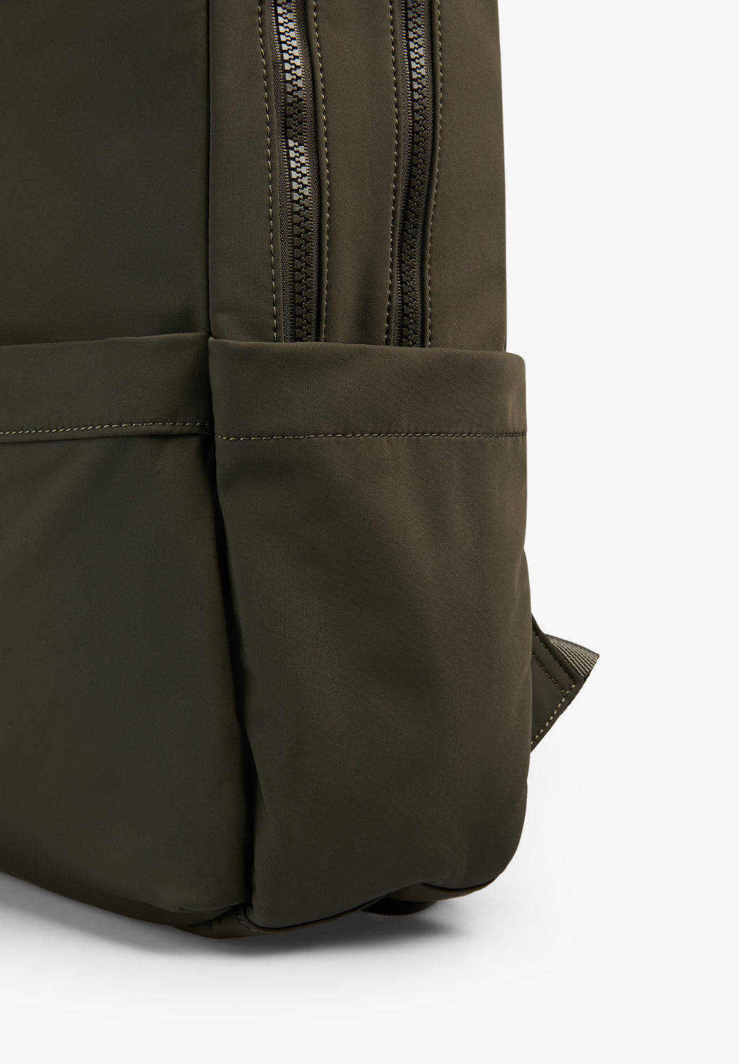 MOCHILA TÉCNICA CON BOLSILLOS - Scalpers