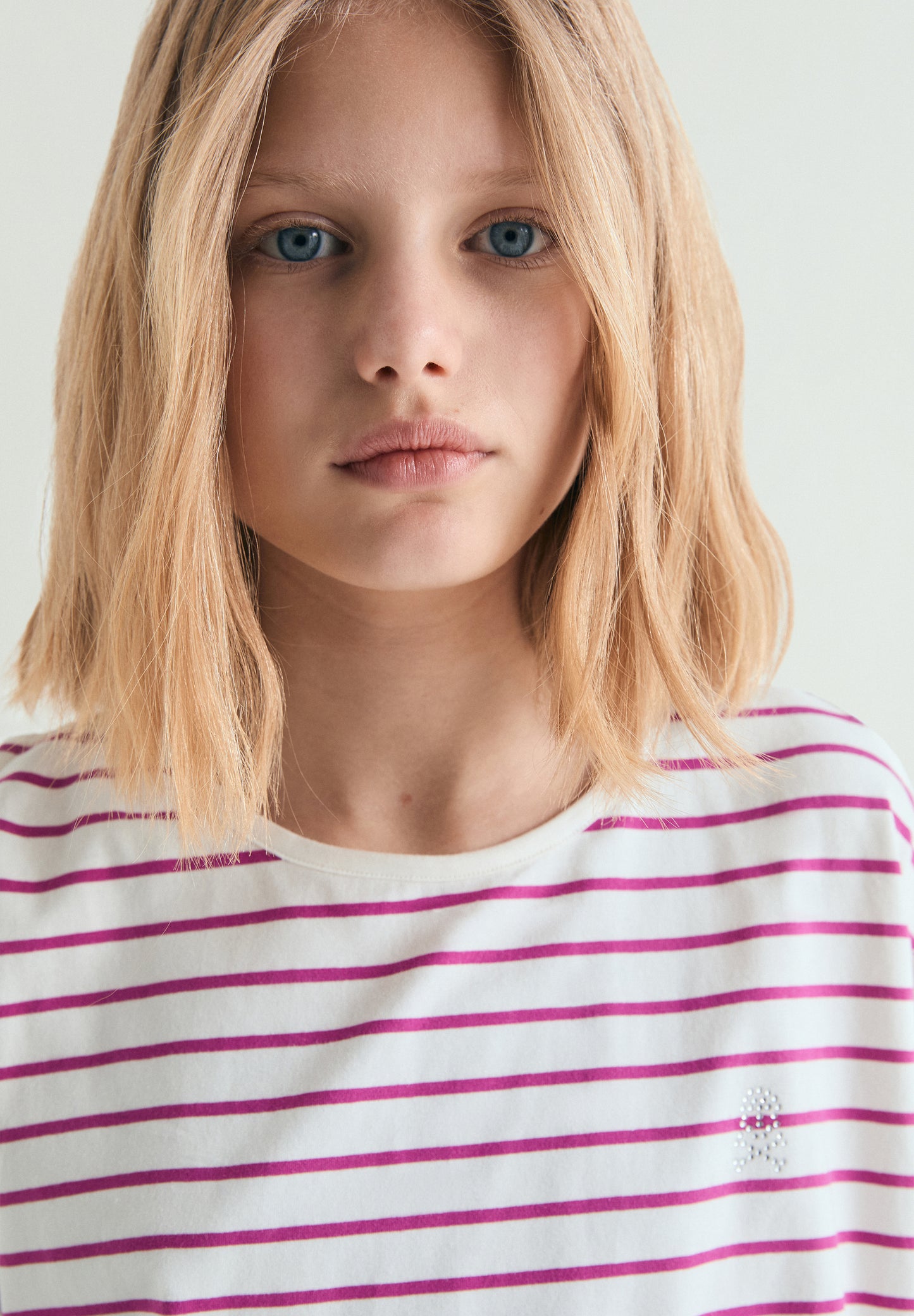 CAMISETA RAYAS ABERTURA