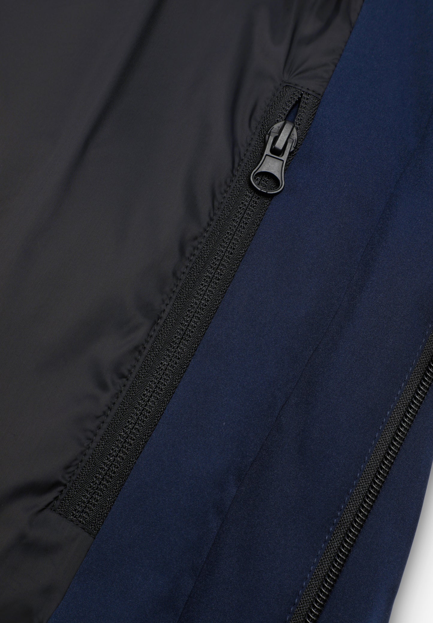 PLUMÍFERO ACOLCHADO DE ESQUÍ