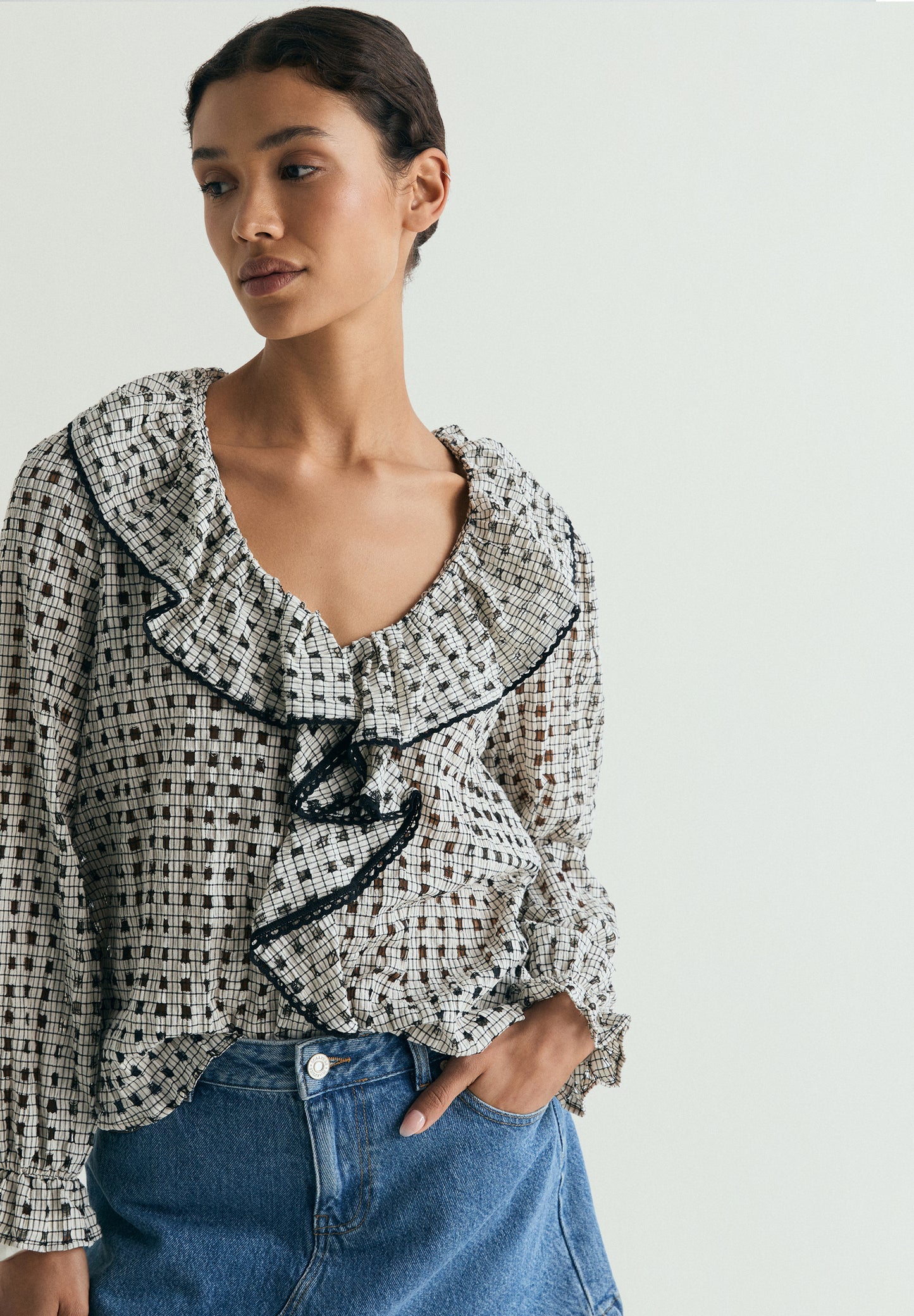 BLUSA ALGODÓN CUADROS VOLANTE