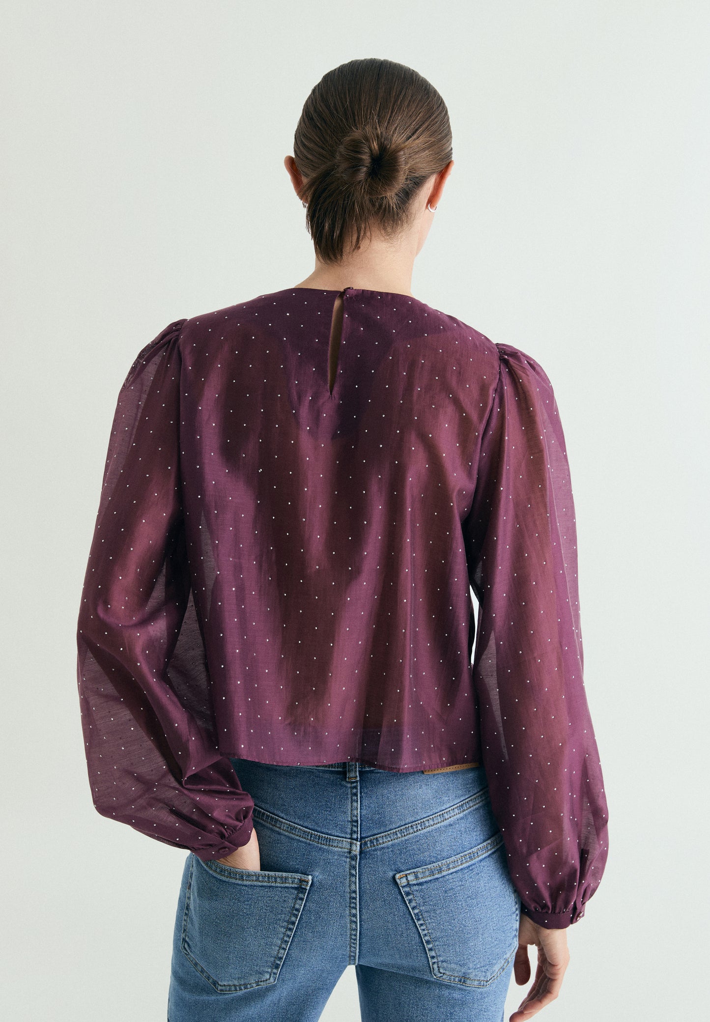 BLUSA SATINADA STRASS