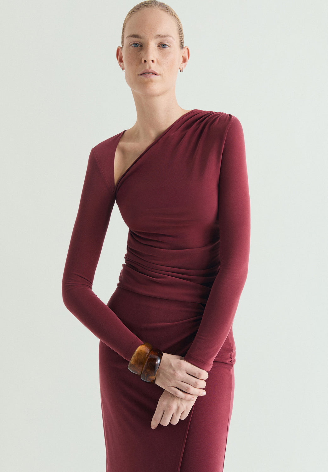 CAMISETA FLUIDA ASIMÉTRICA - Scalpers