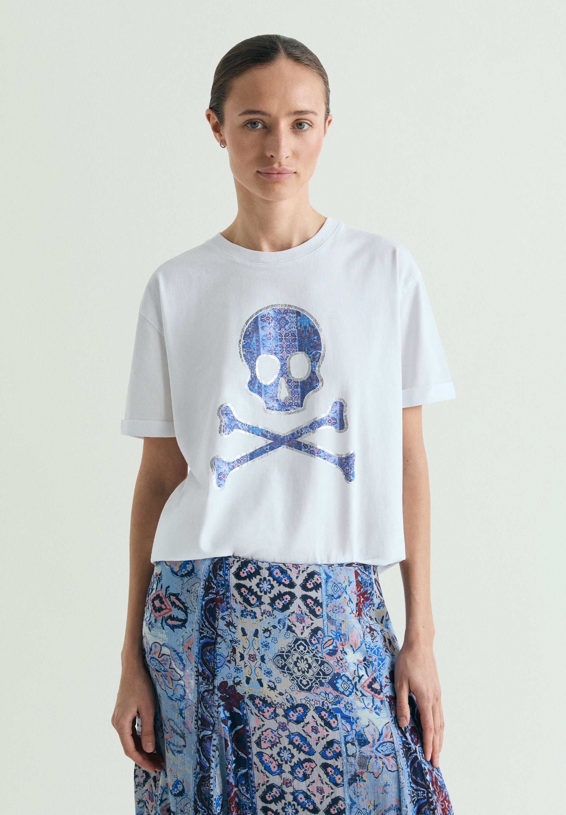 CAMISETA CALAVERA ESTAMPADA