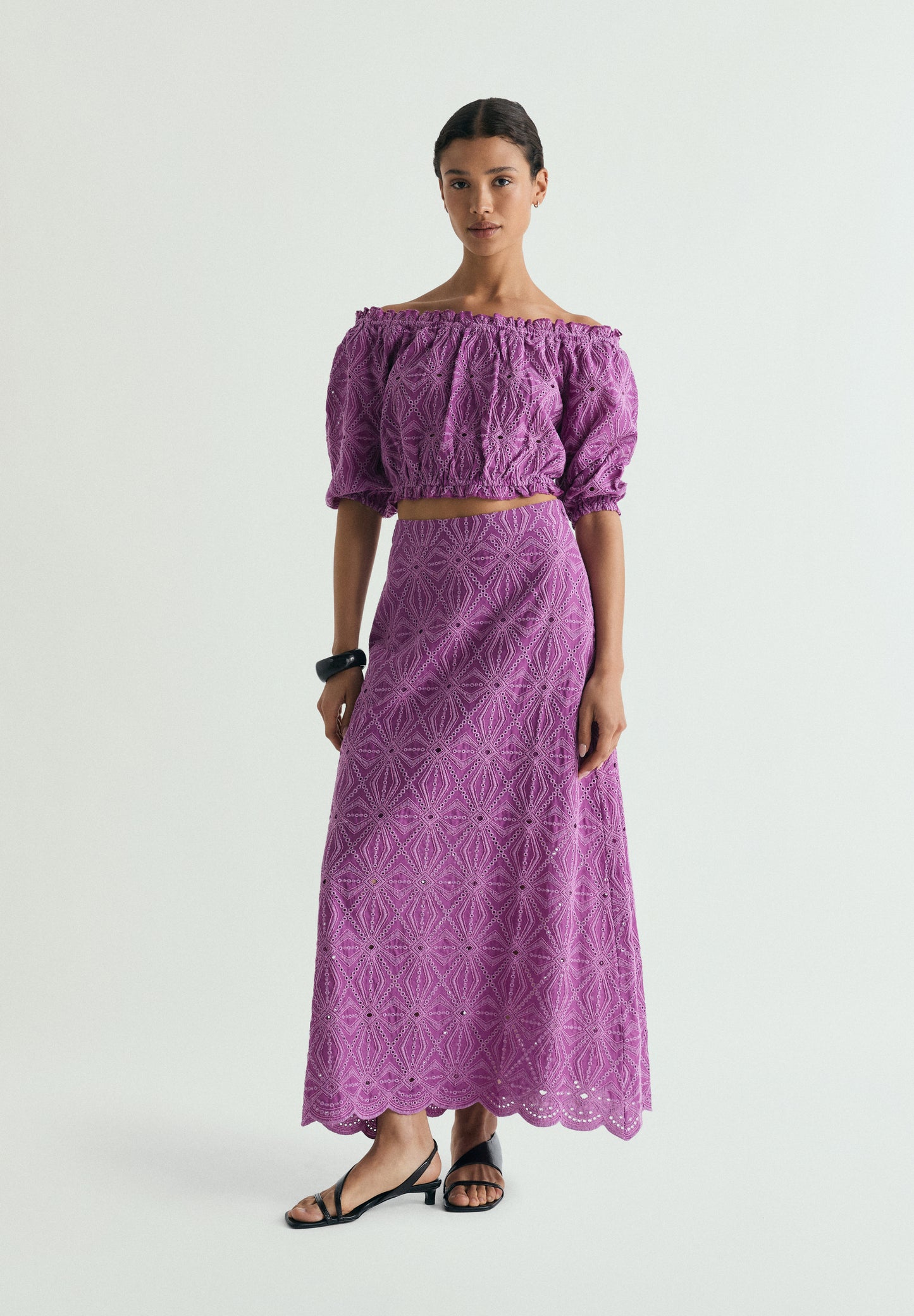 FALDA MIDI CALADA