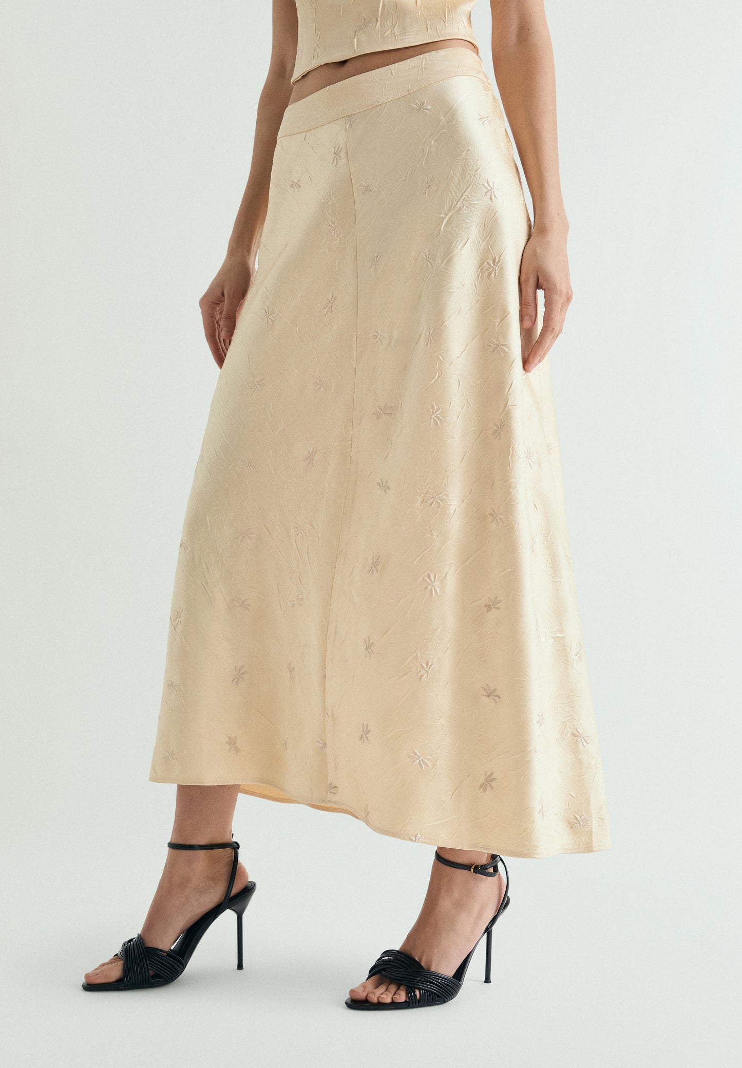 FALDA MIDI BORDADA