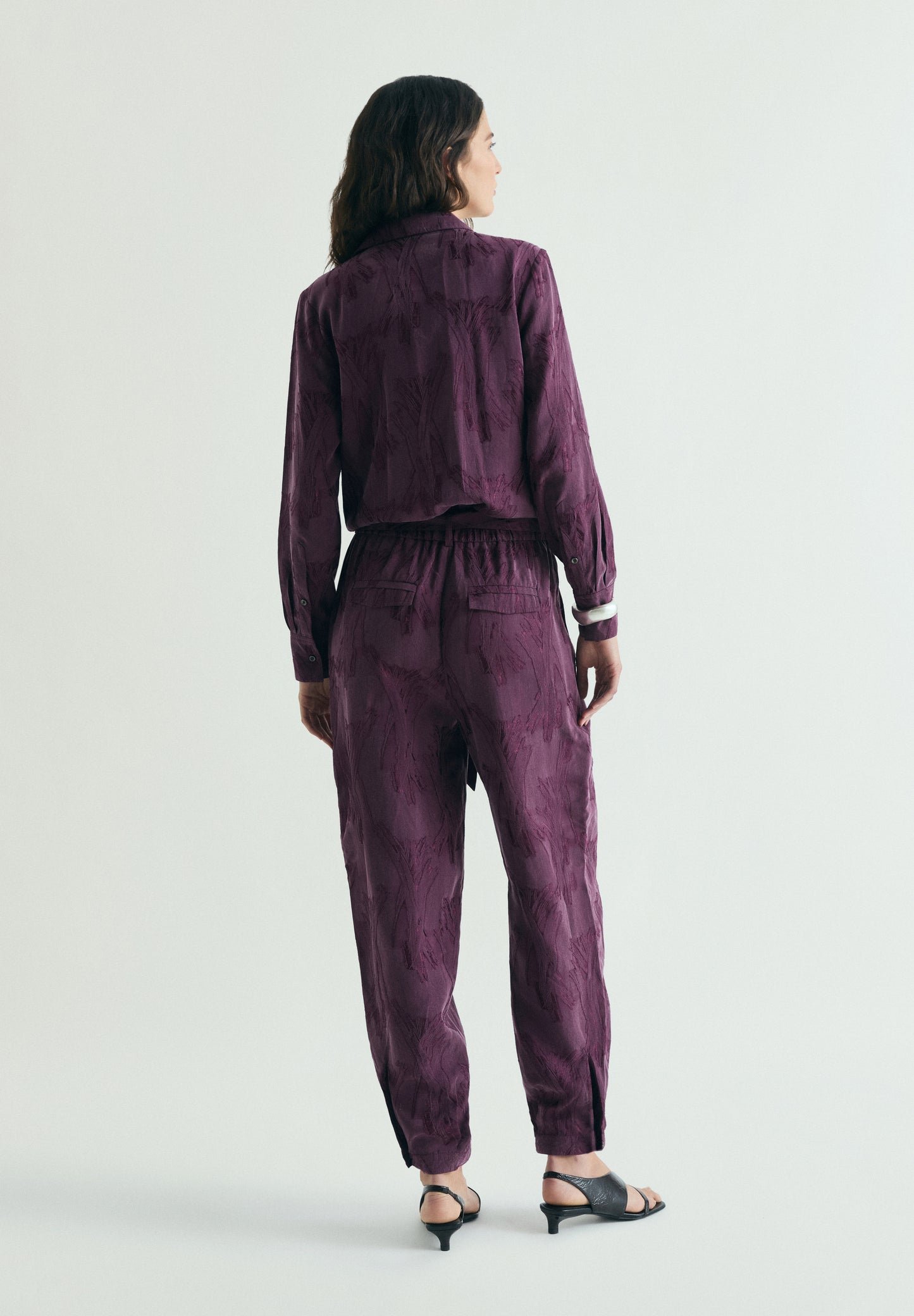 MONO JACQUARD