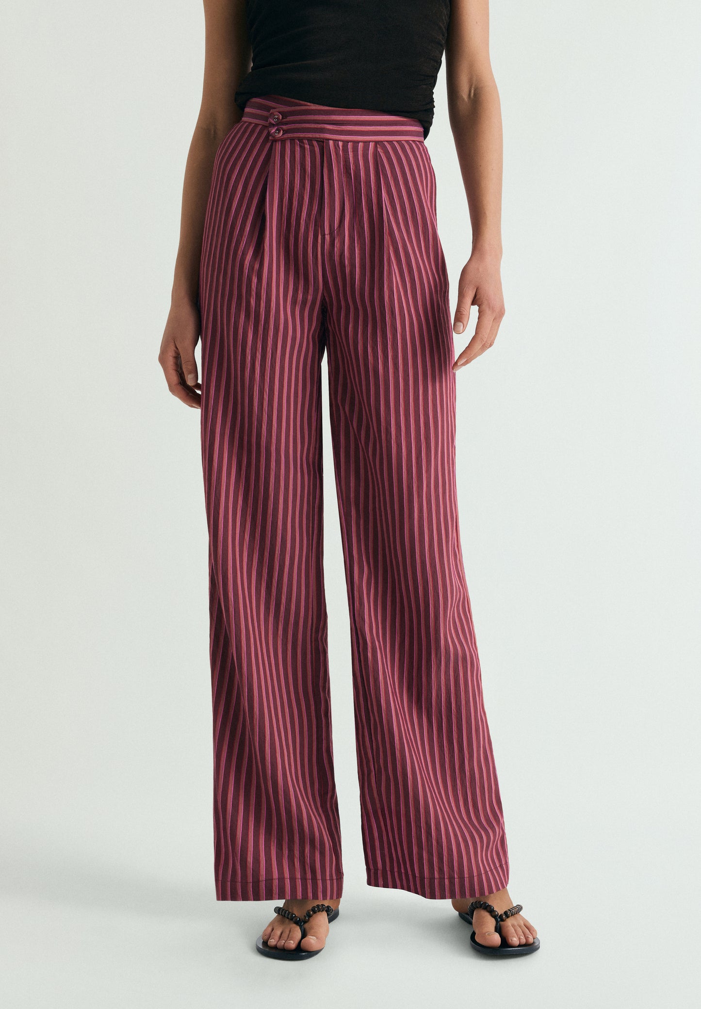 PANTALÓN RAYAS BOTONES