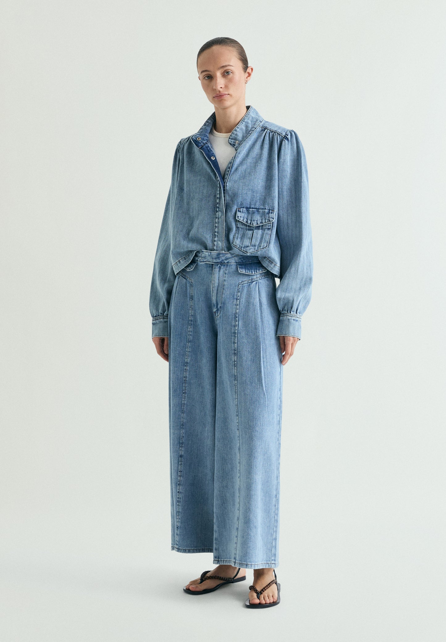 JEANS WIDE LEG EFECTO LAVADO