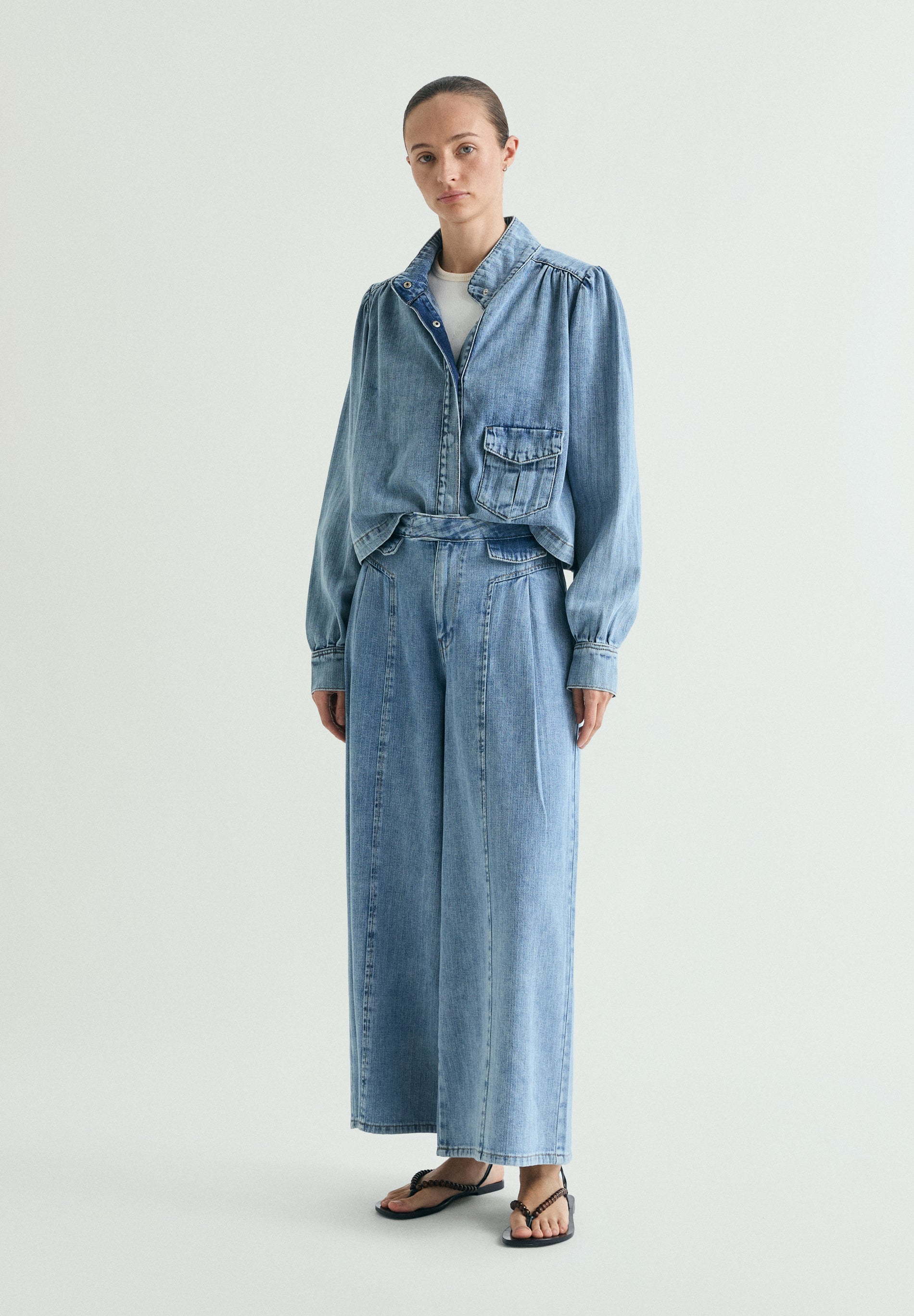 JEANS WIDE LEG EFECTO LAVADO