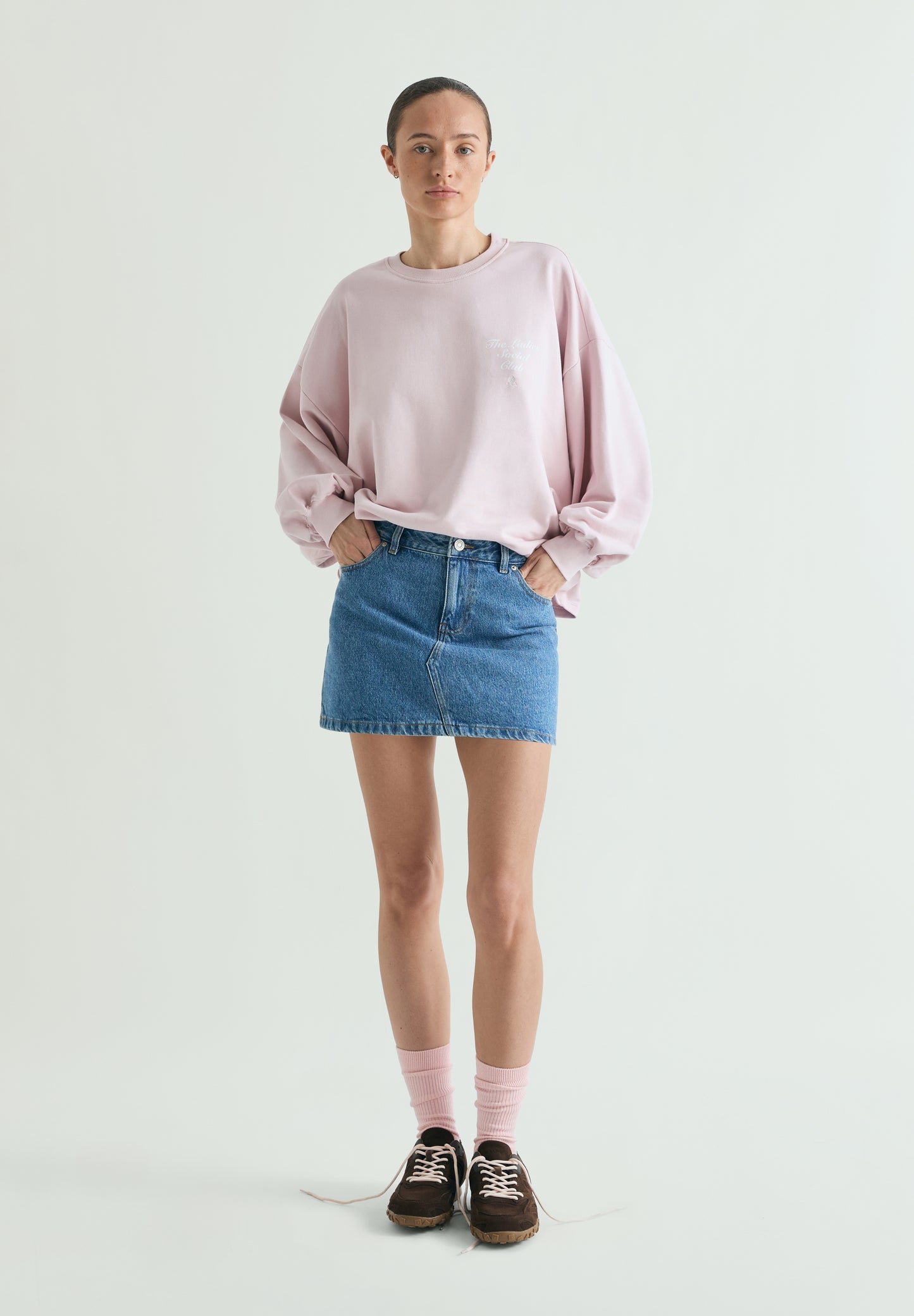 SUDADERA MANGAS ABULLONADAS