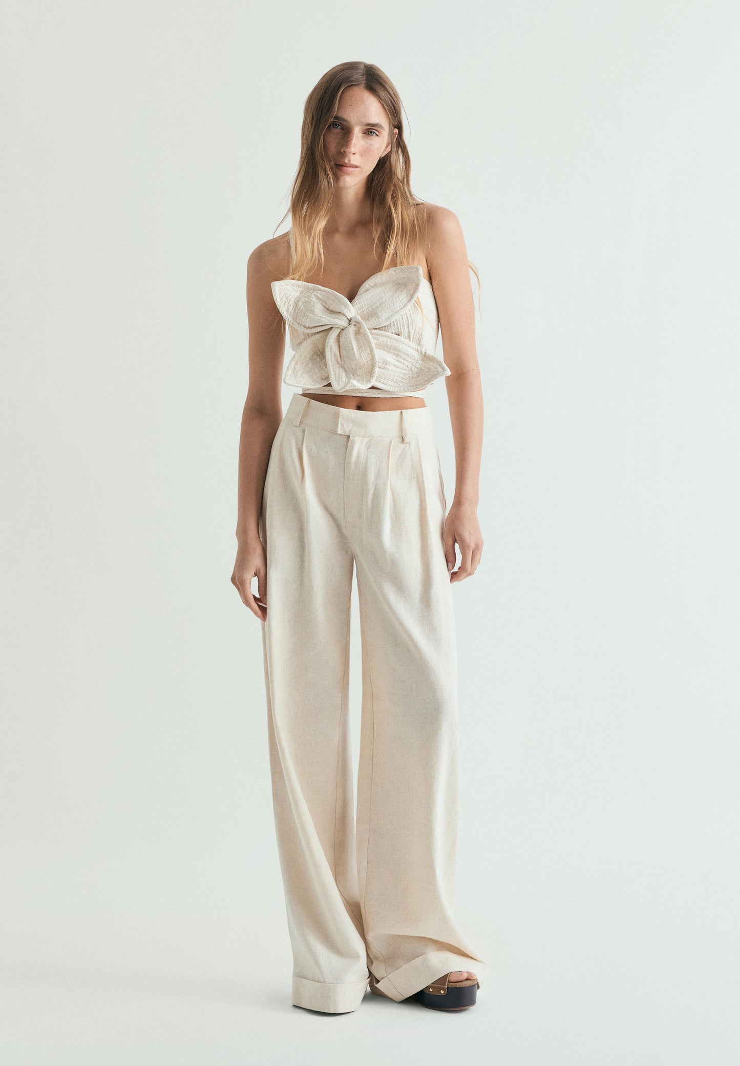 TOP DETALLE FLORAL