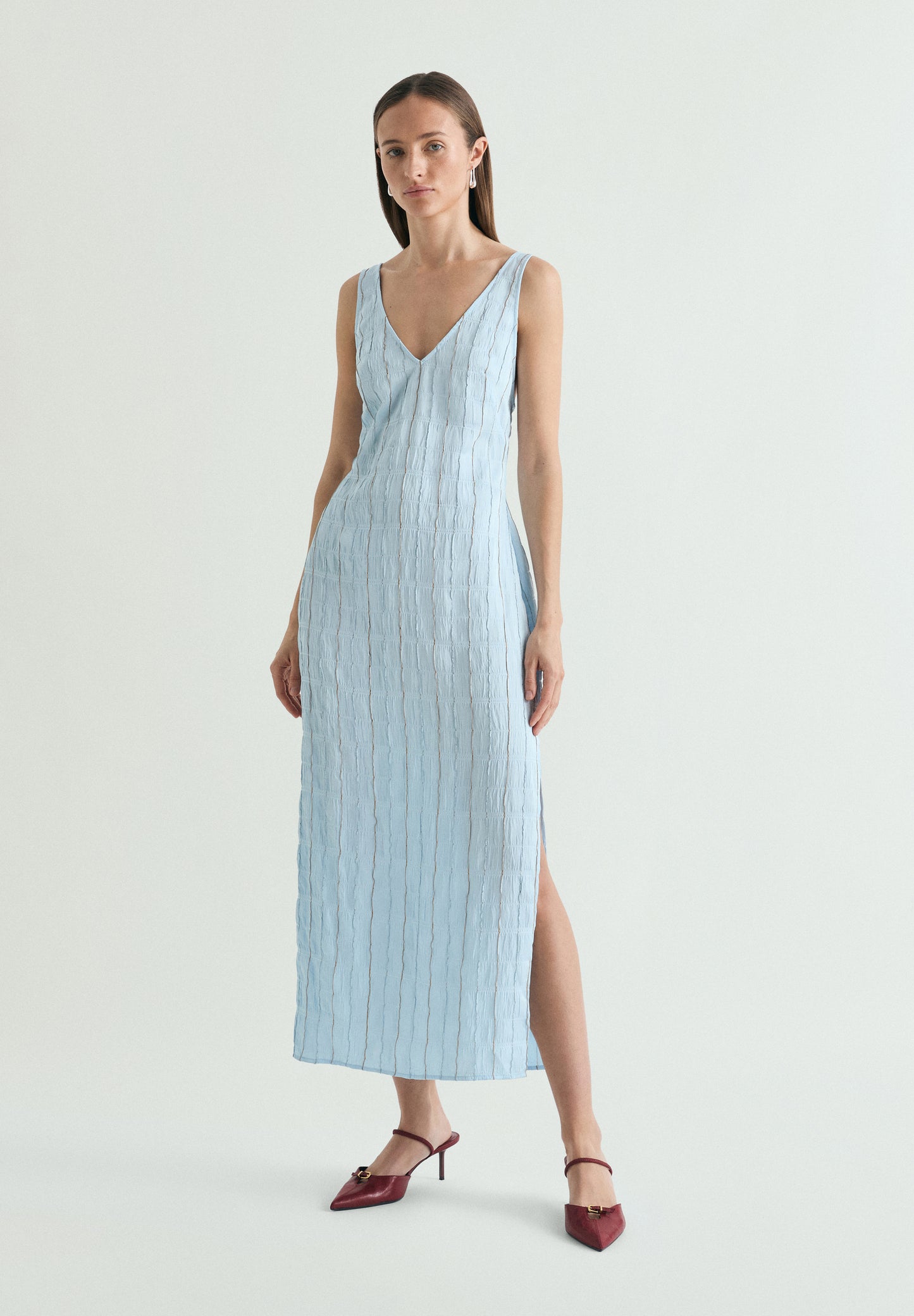 VESTIDO MIDI TEXTURA